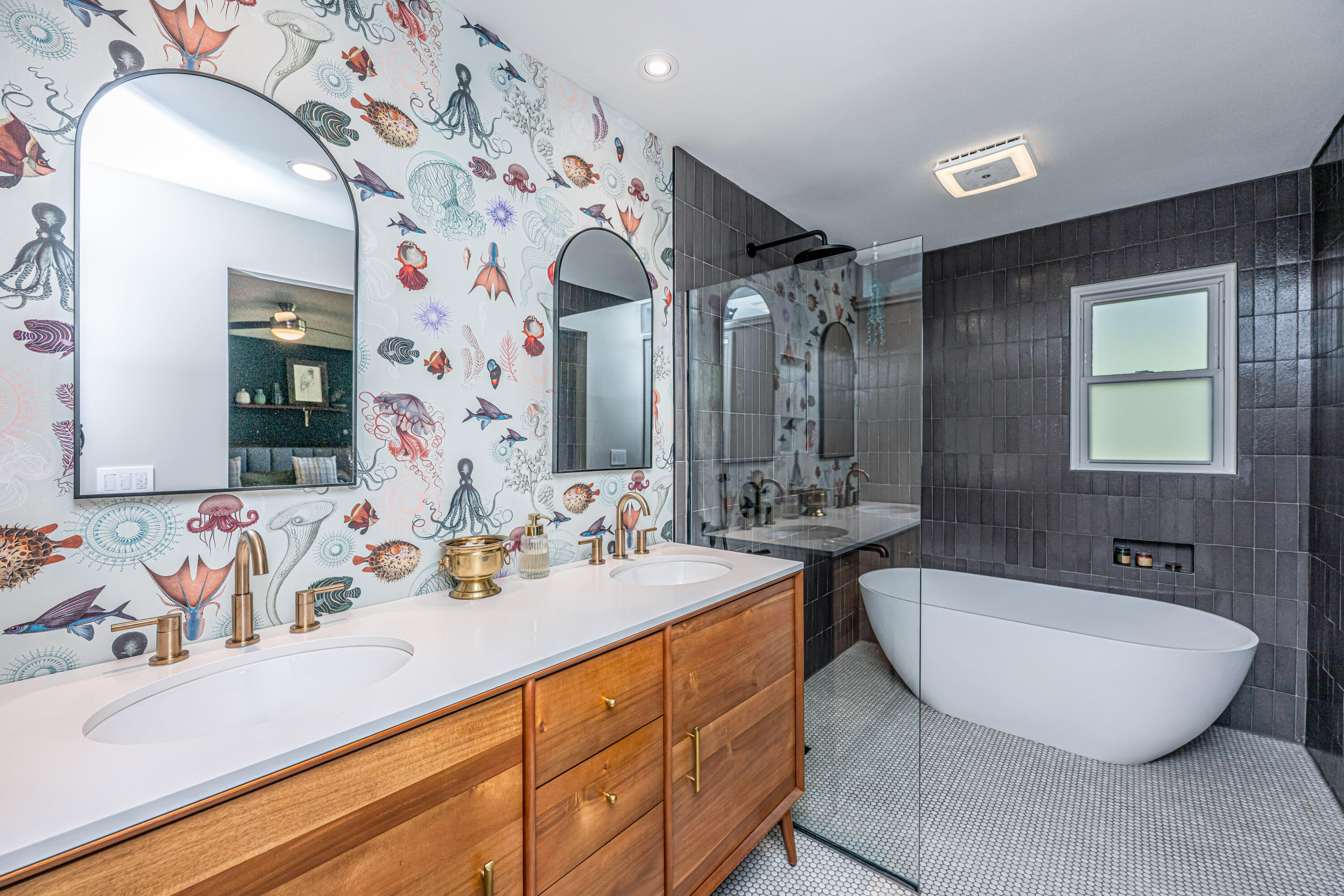 649 Mccutchen Street