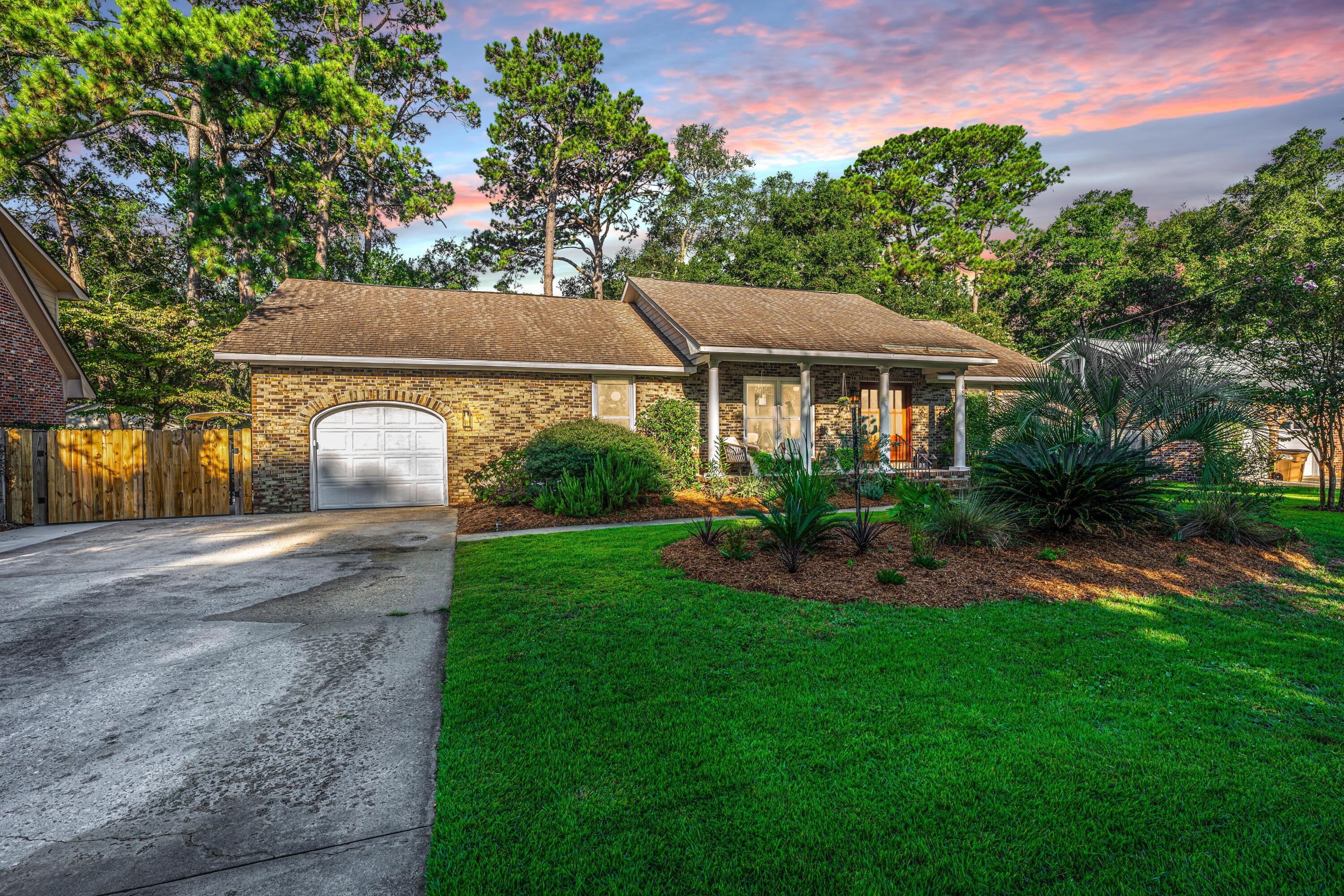 649 Mccutchen Street