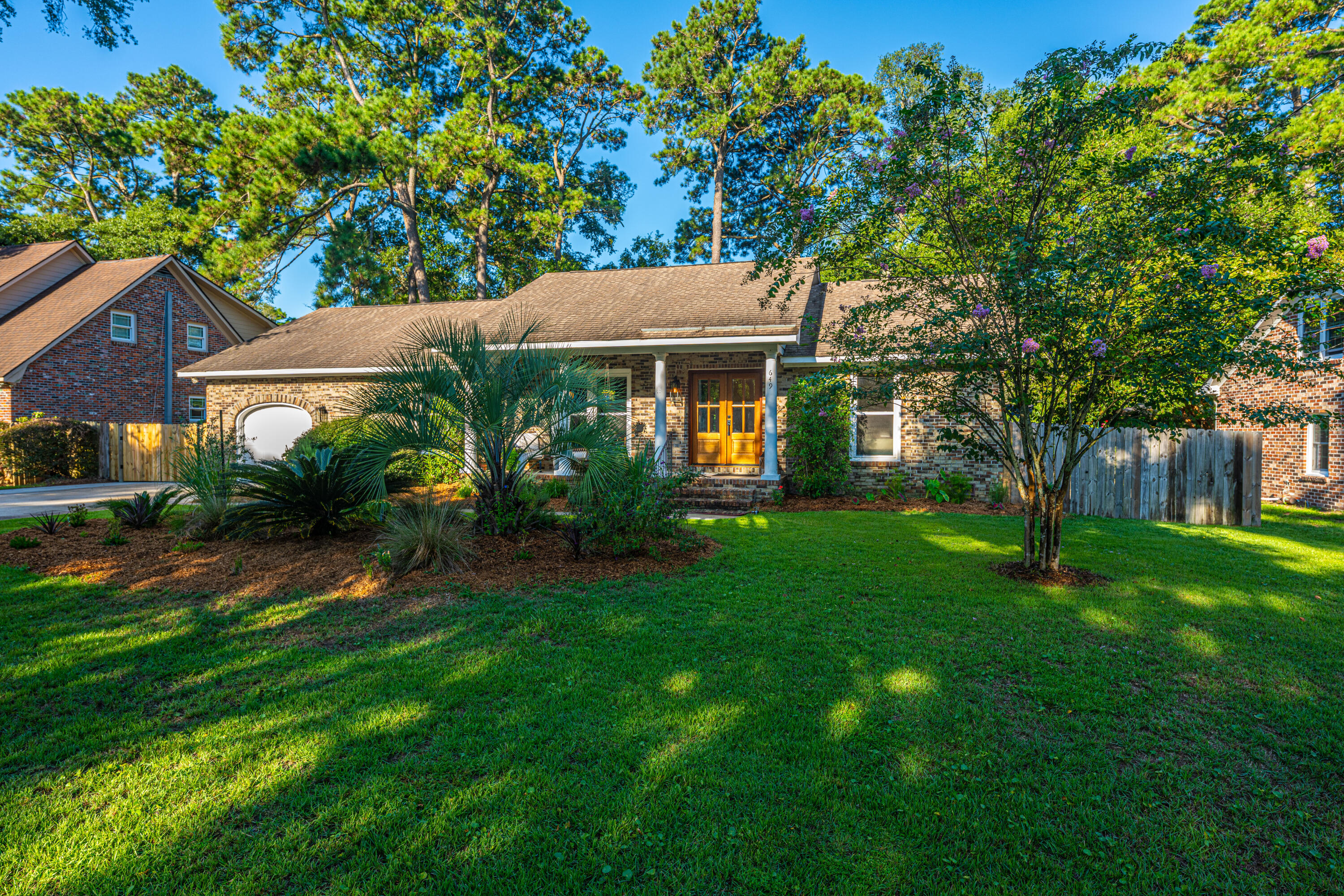 649 Mccutchen Street