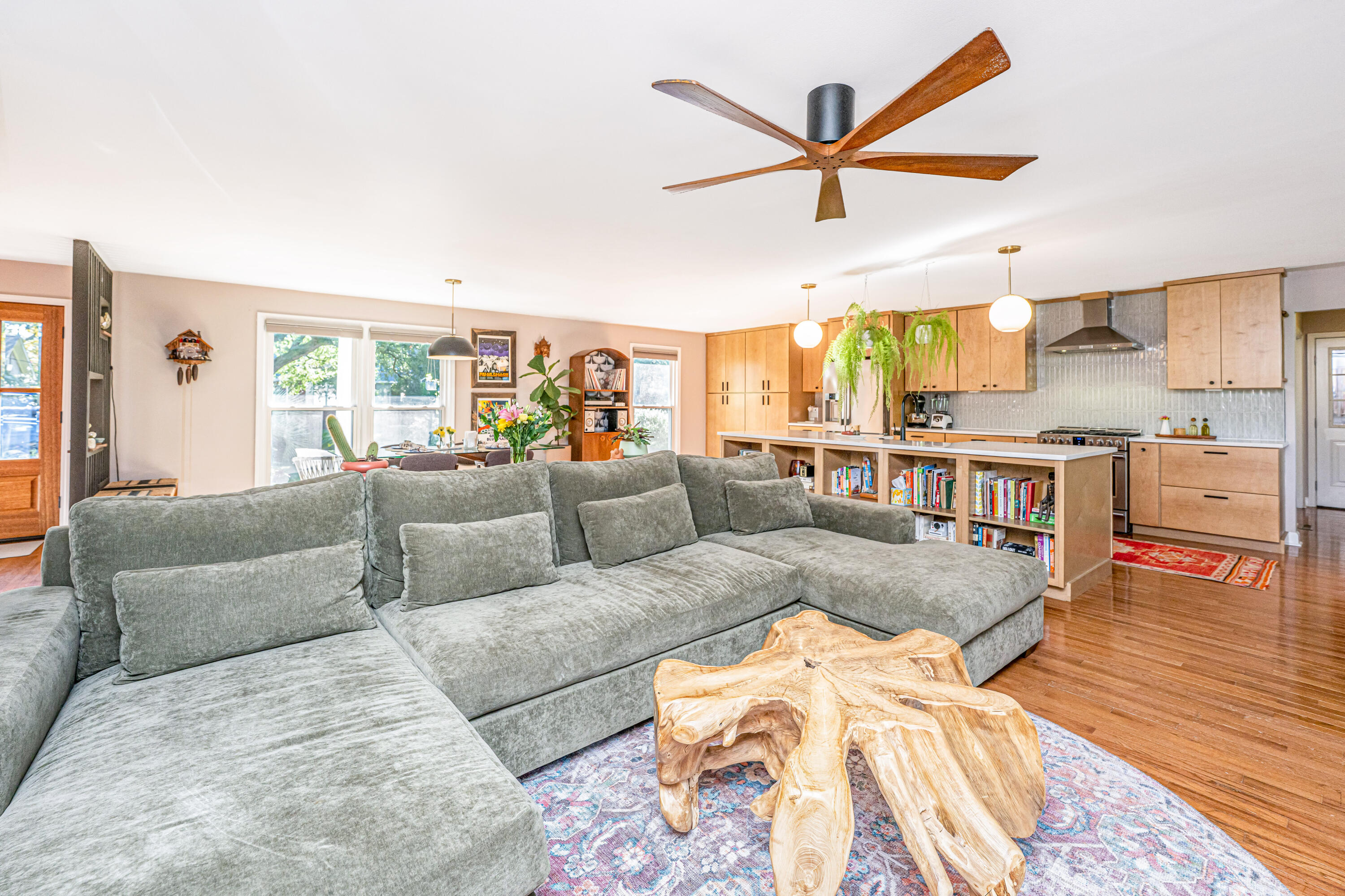 649 Mccutchen Street