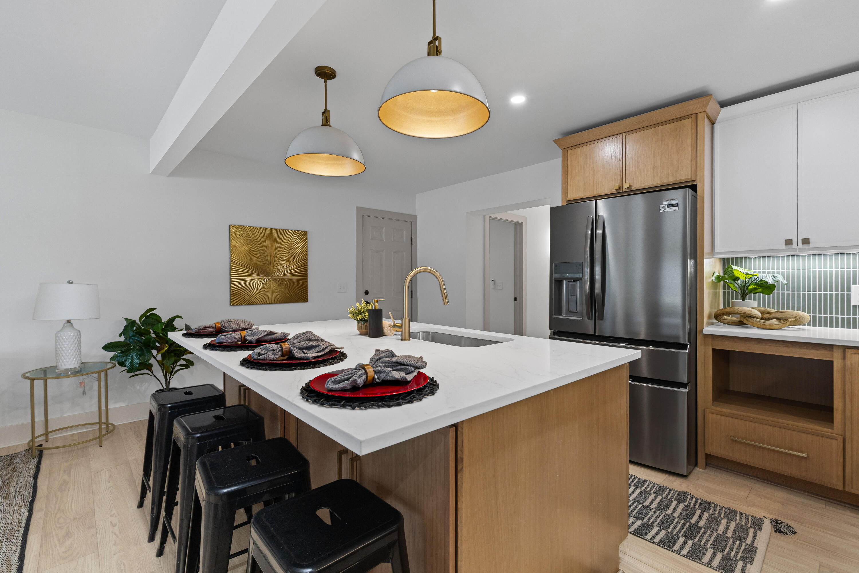 524 Carpenter Street