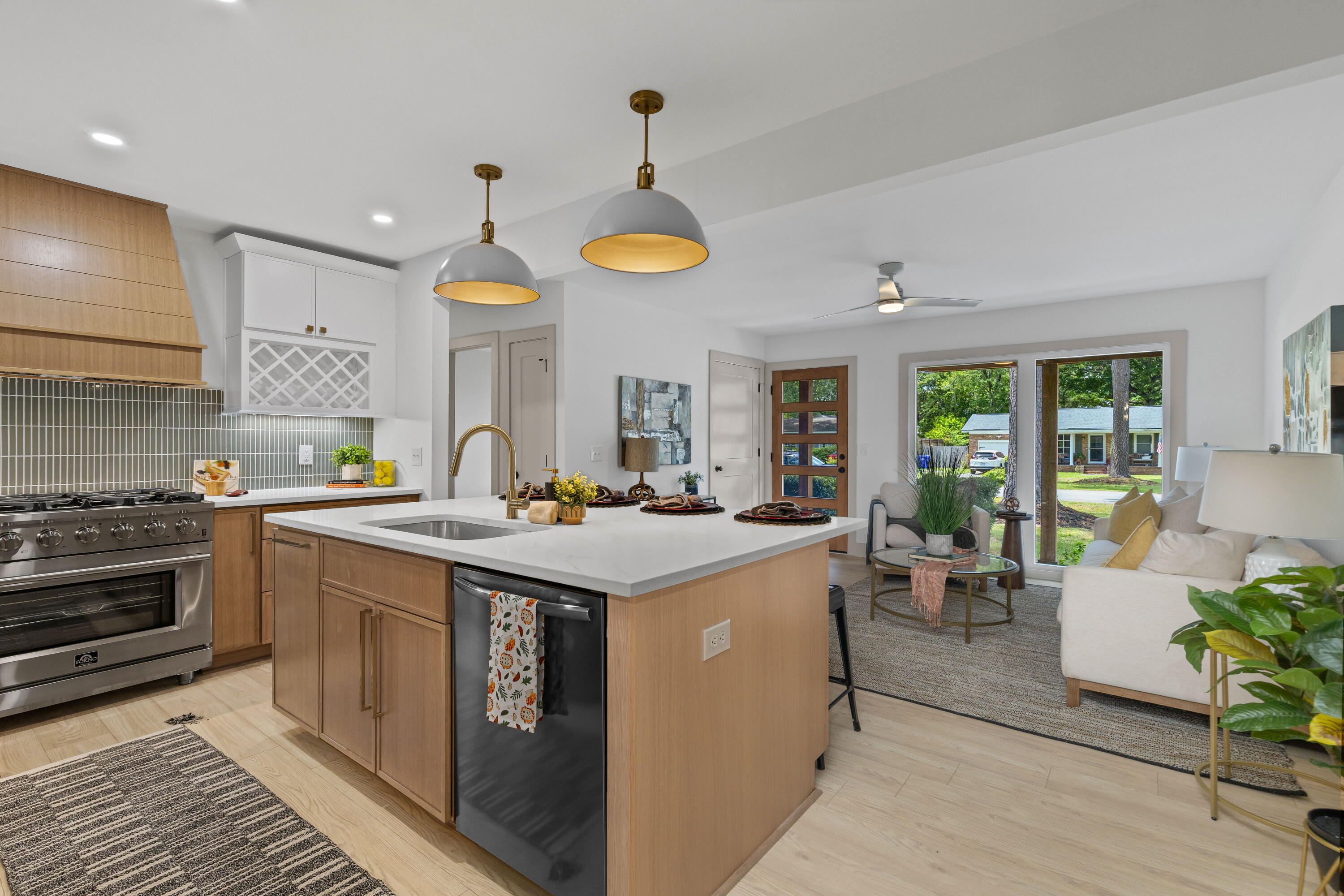 524 Carpenter Street