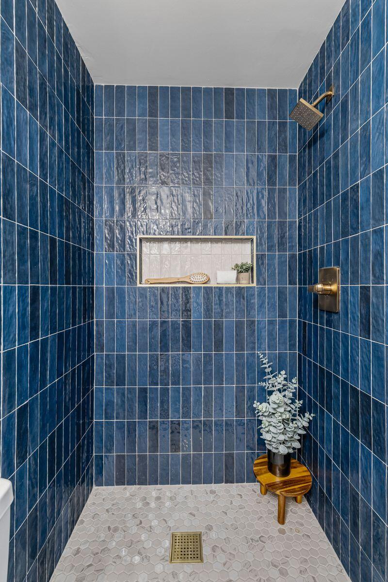 524 Carpenter Street