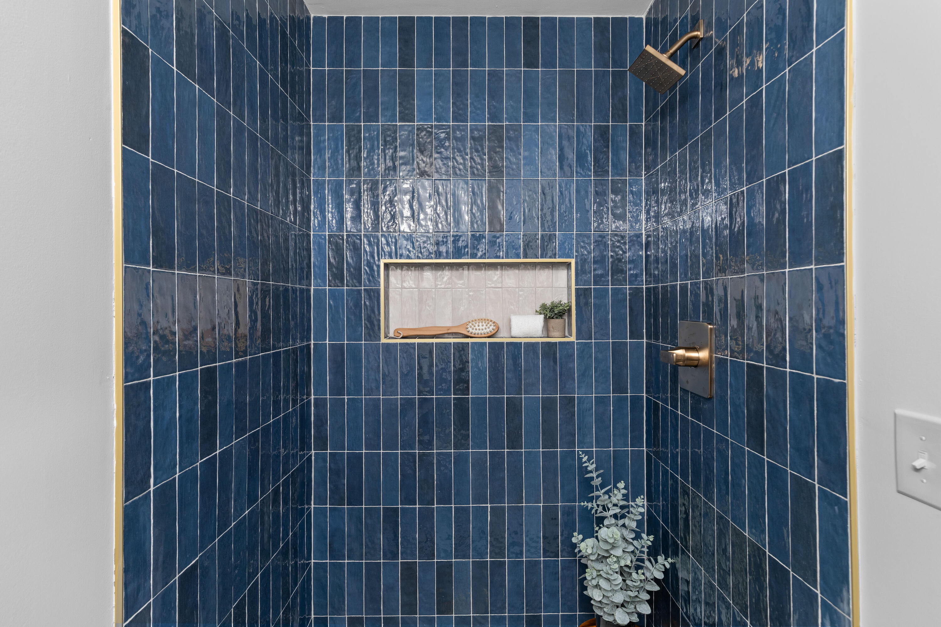 524 Carpenter Street