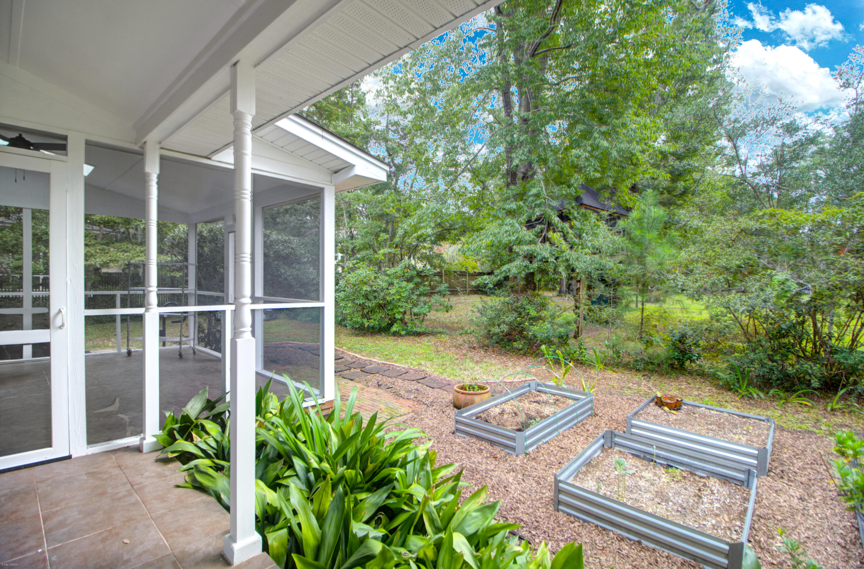 513 Sweetbay Road