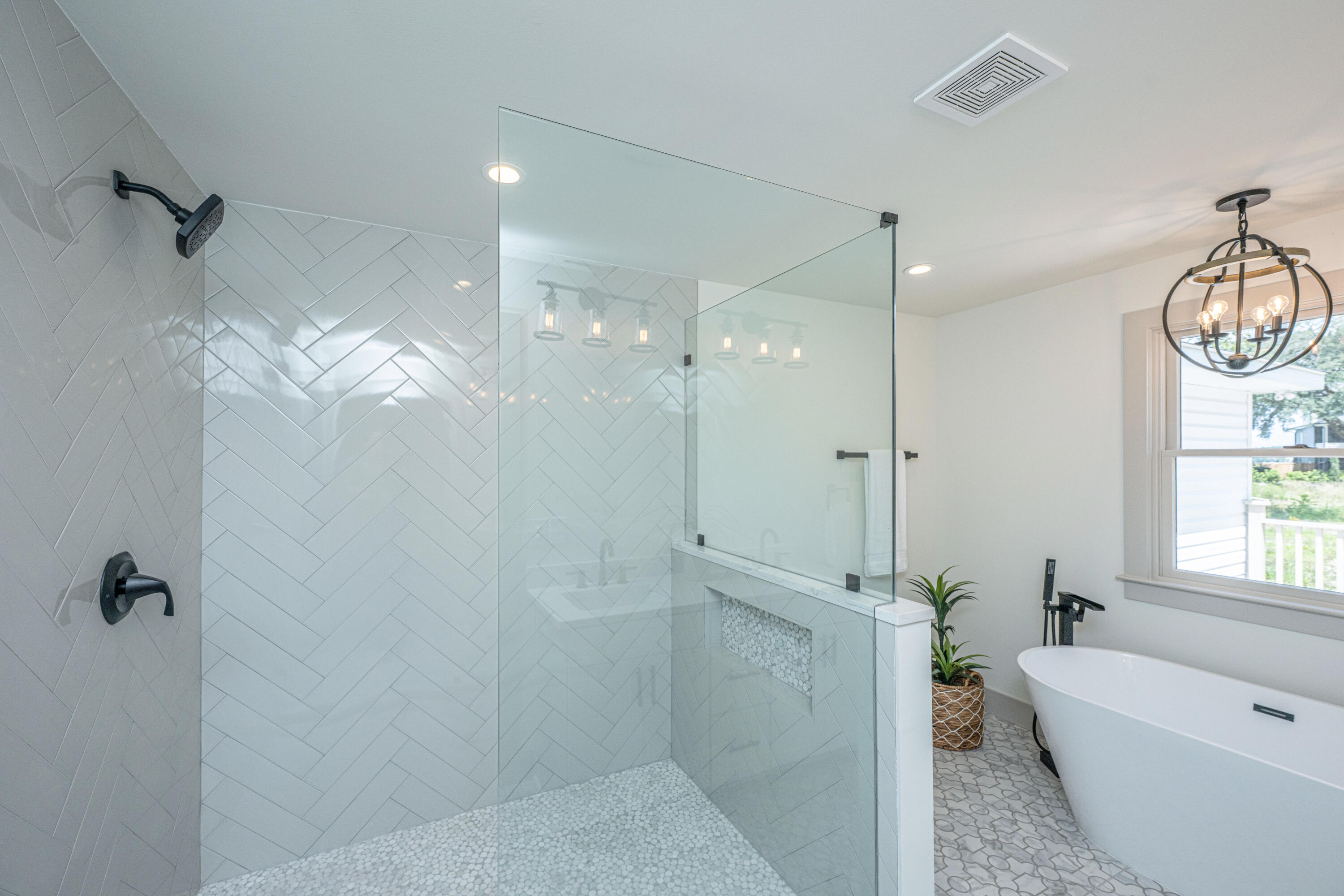 2150 Pierpont Avenue