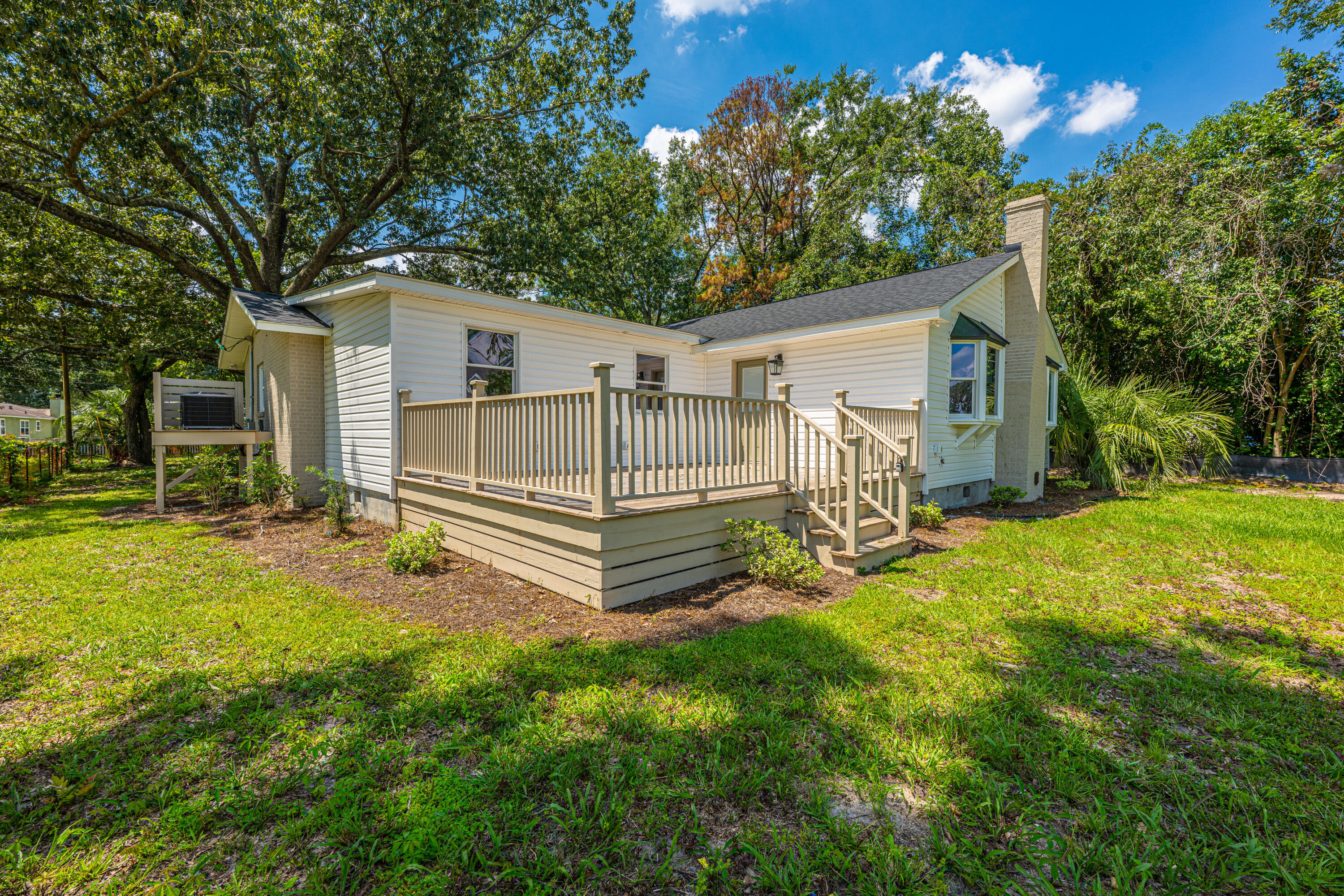 2150 Pierpont Avenue