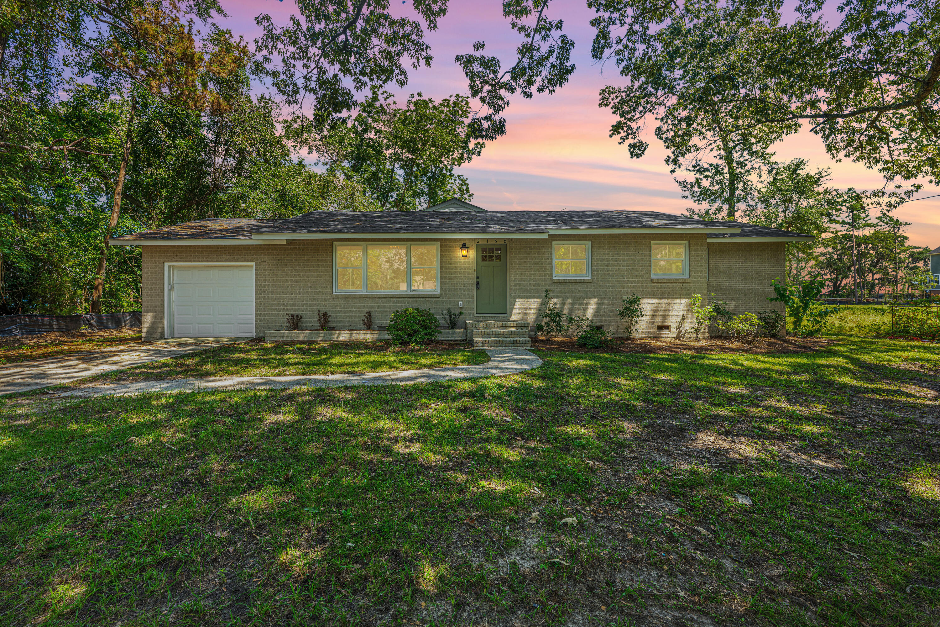 2150 Pierpont Avenue