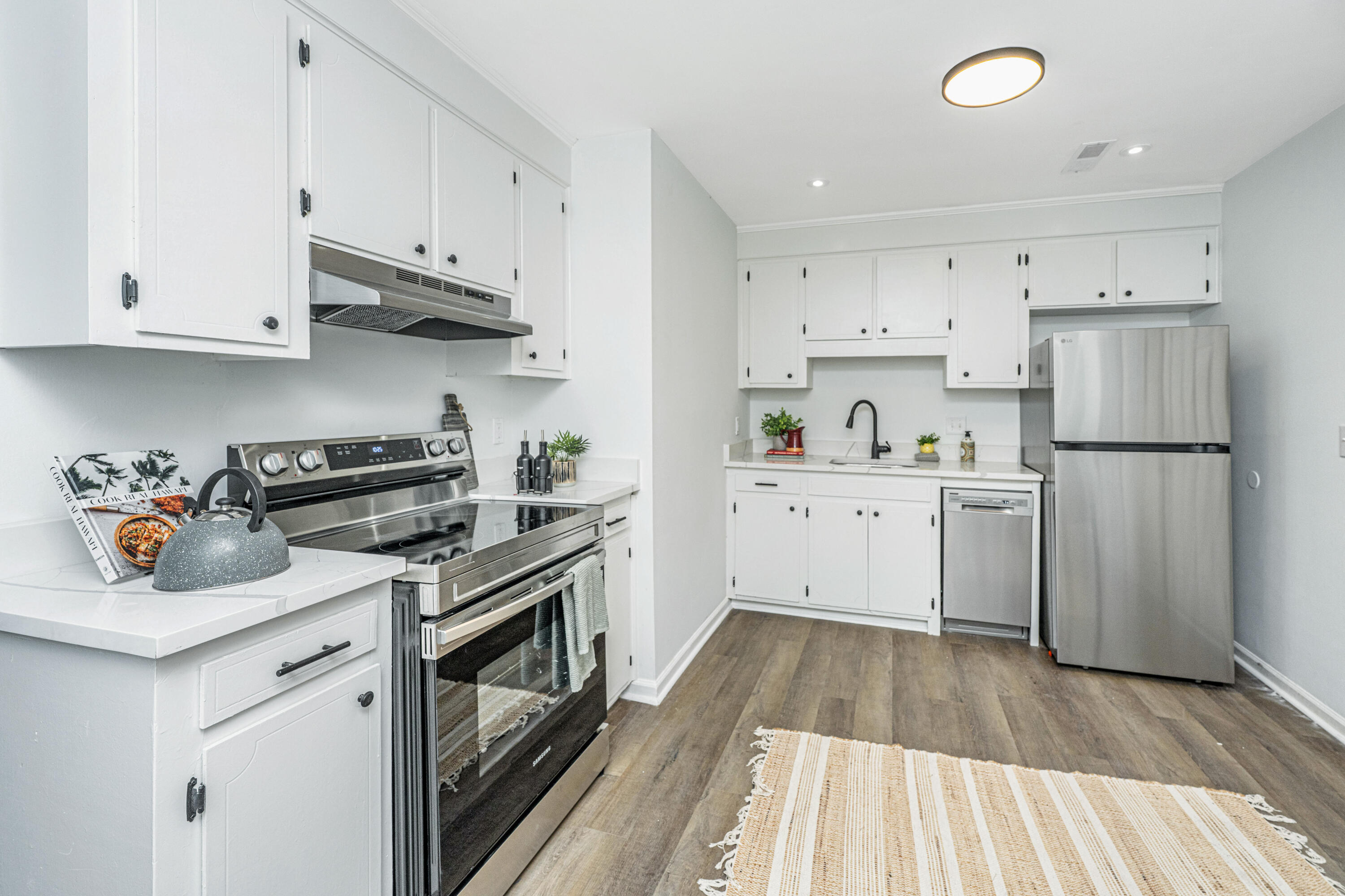 143 Dorchester Manor Boulevard