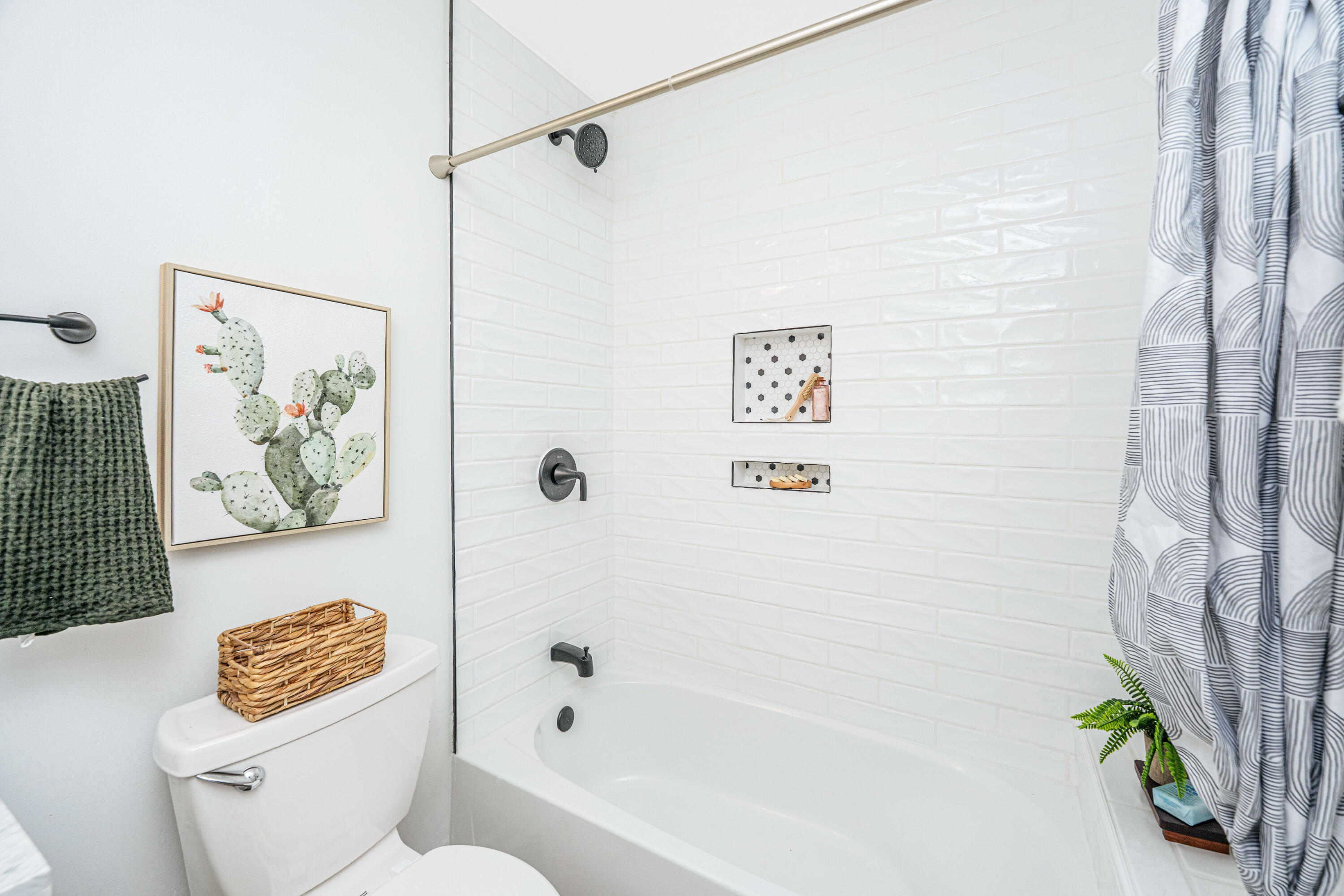 143 Dorchester Manor Boulevard