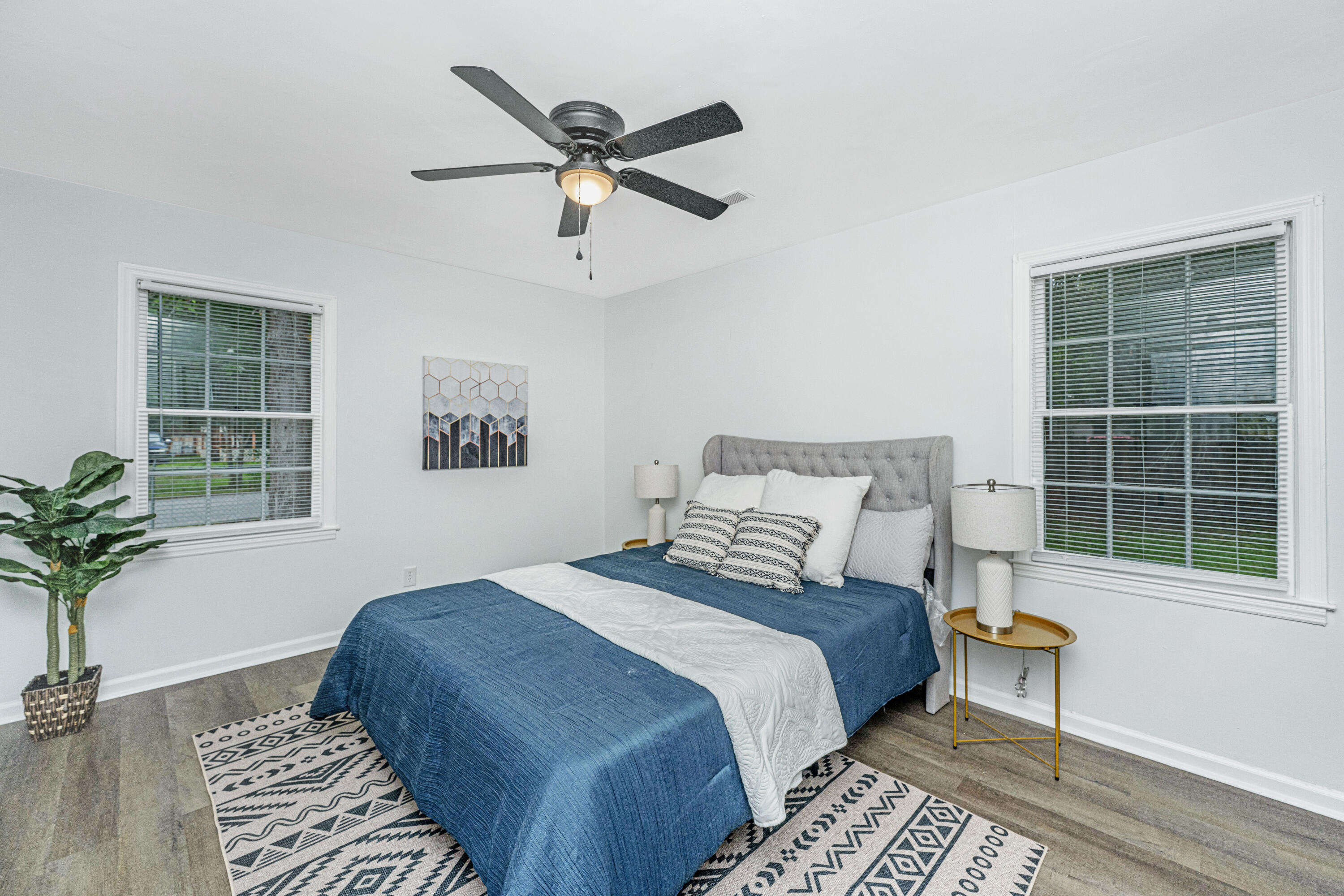 143 Dorchester Manor Boulevard