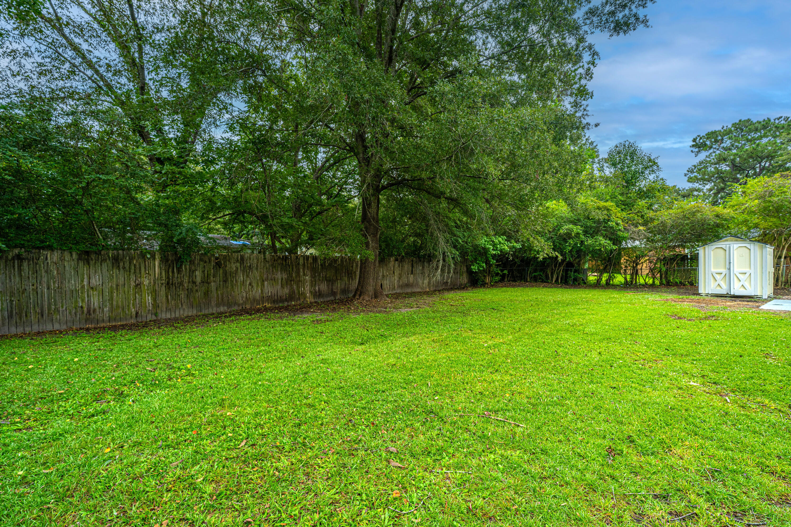 143 Dorchester Manor Boulevard