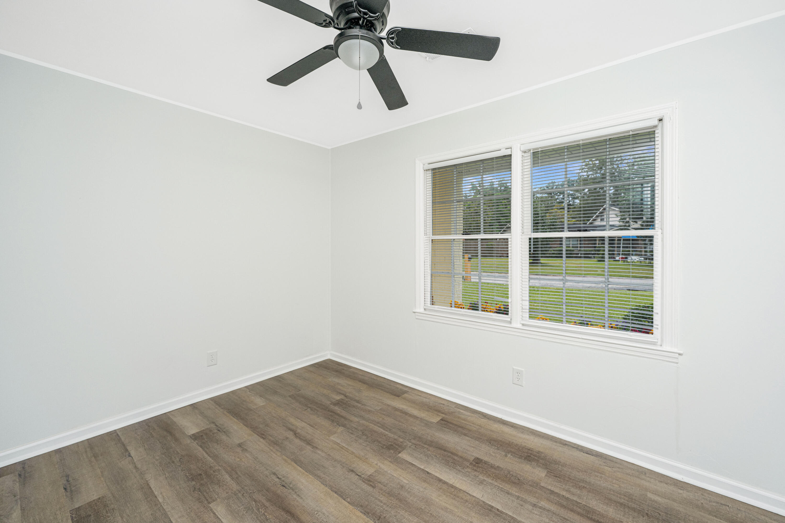 143 Dorchester Manor Boulevard