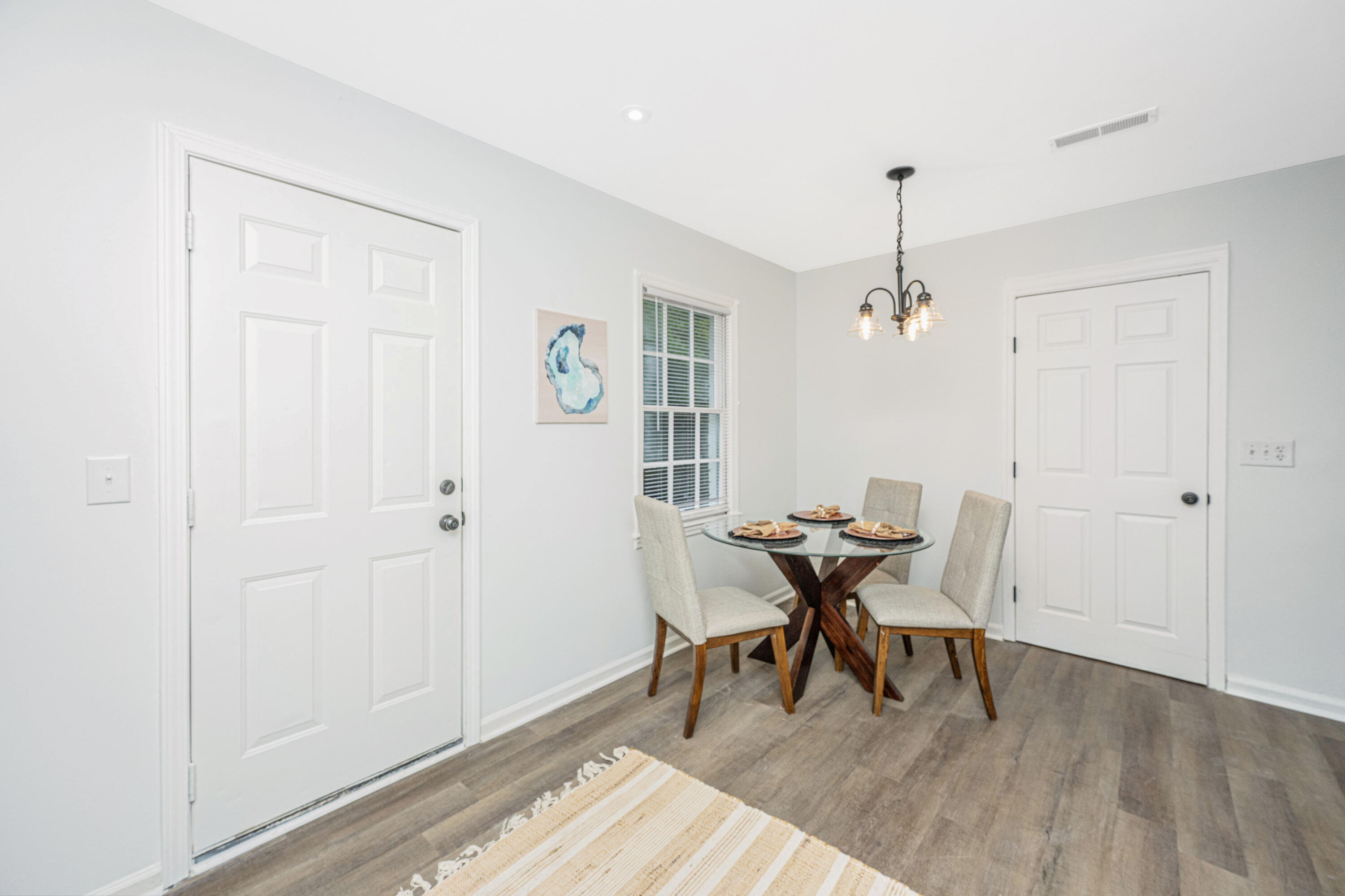 143 Dorchester Manor Boulevard