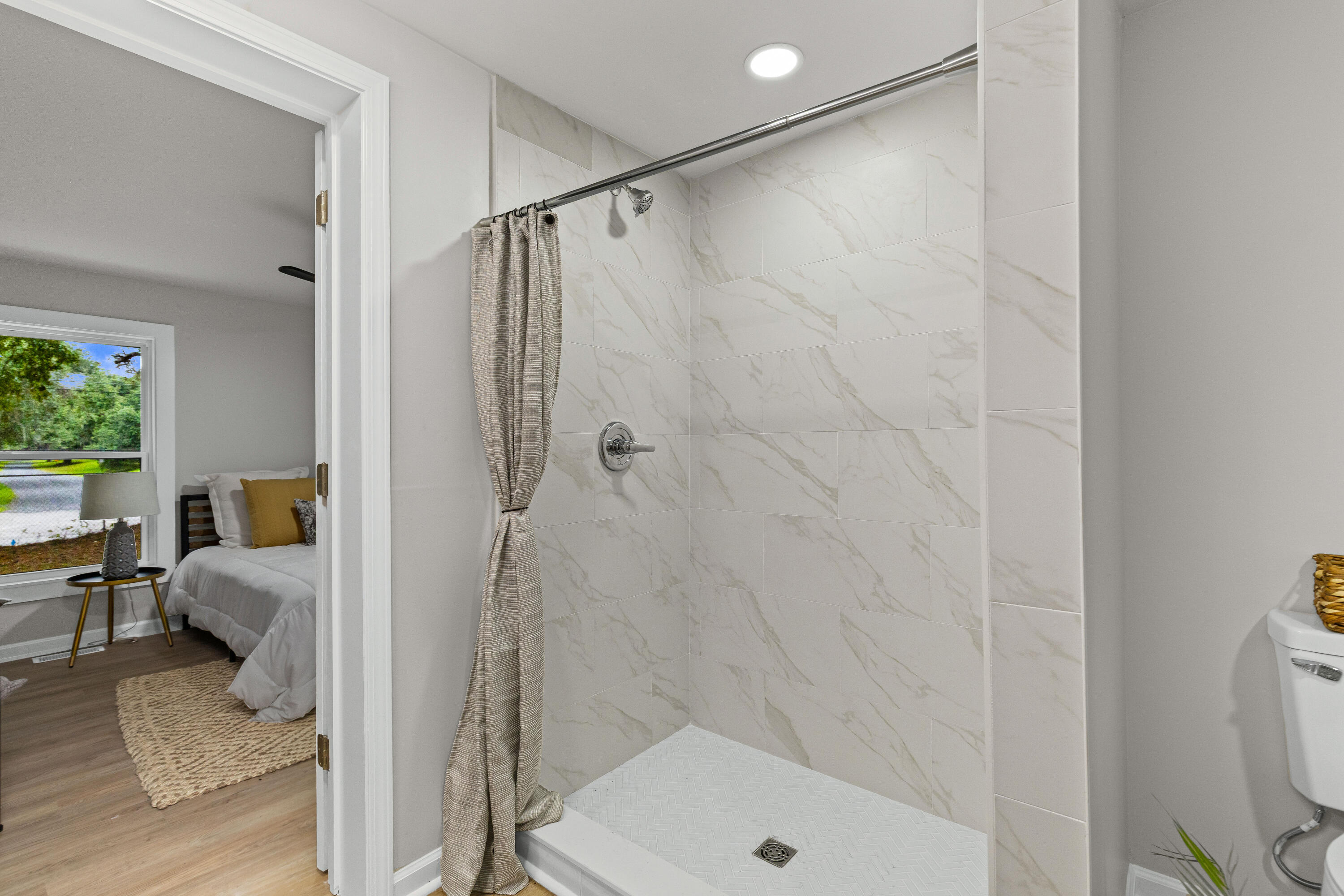 5963 Old Jacksonboro Road