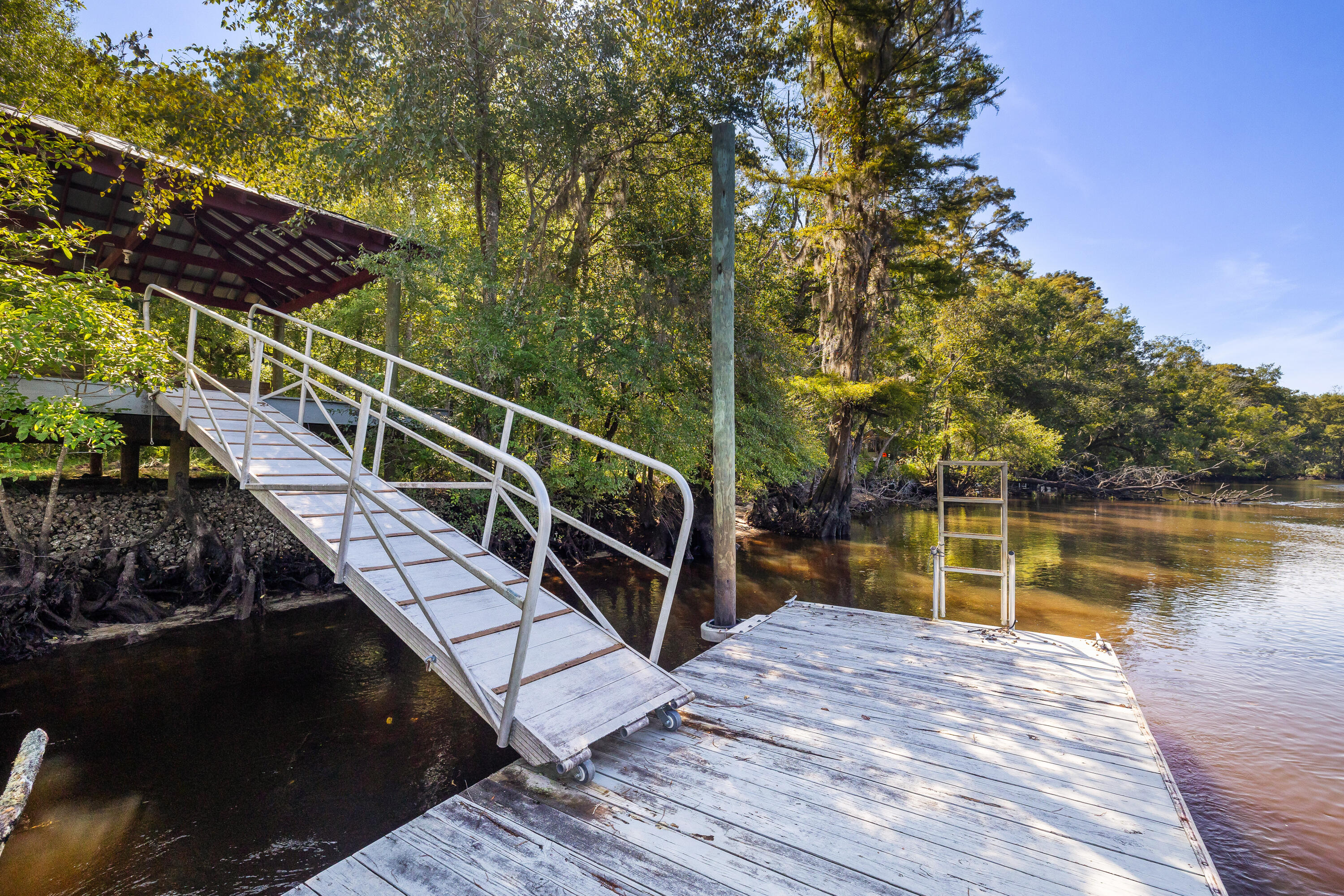 7175 Parkers Ferry Road