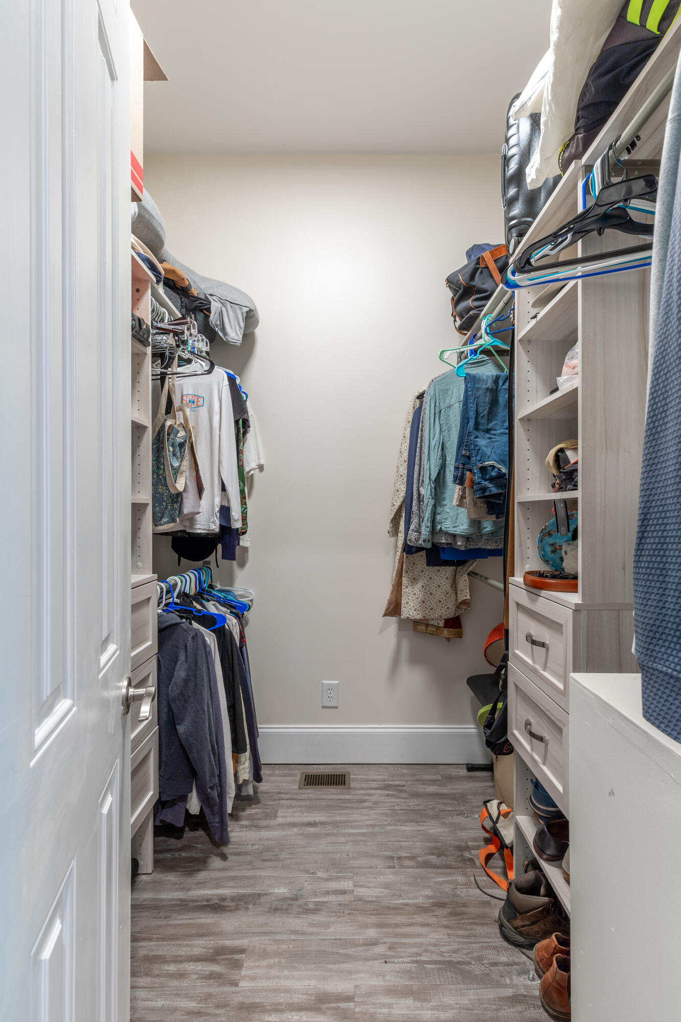 243 Belladonna Court