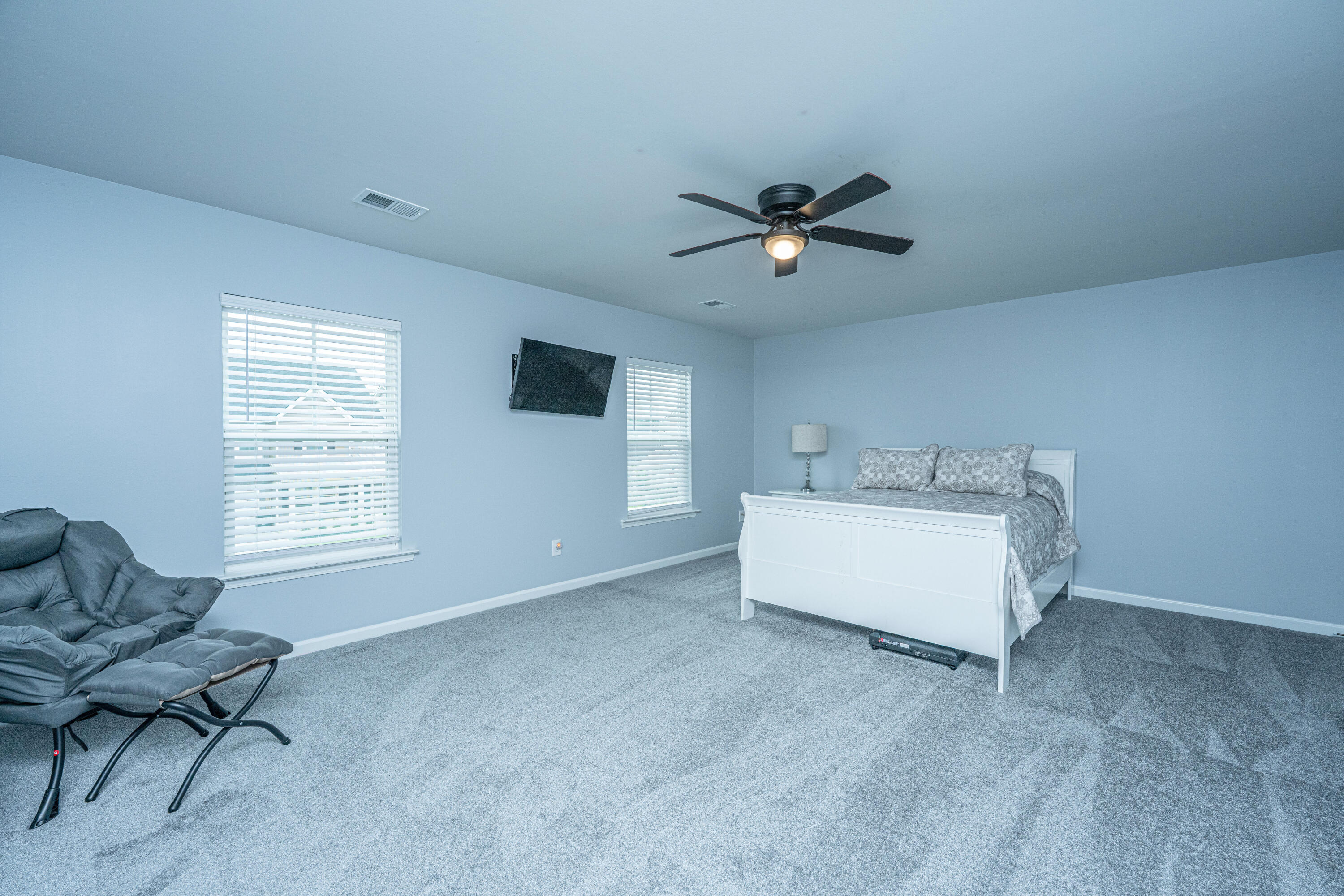 231 Narrowleaf Avenue