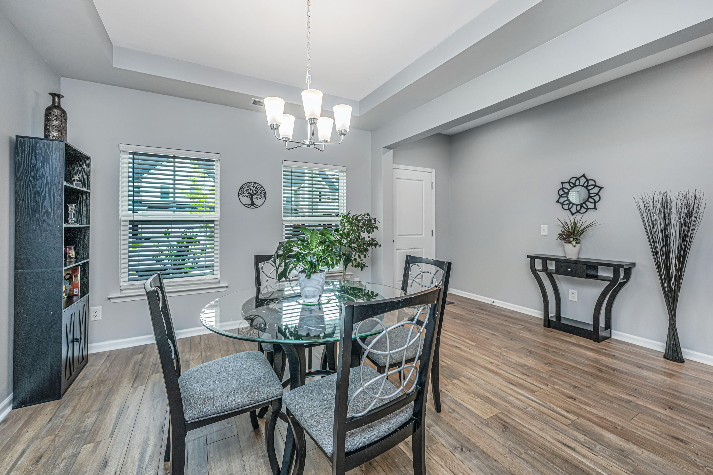 231 Narrowleaf Avenue