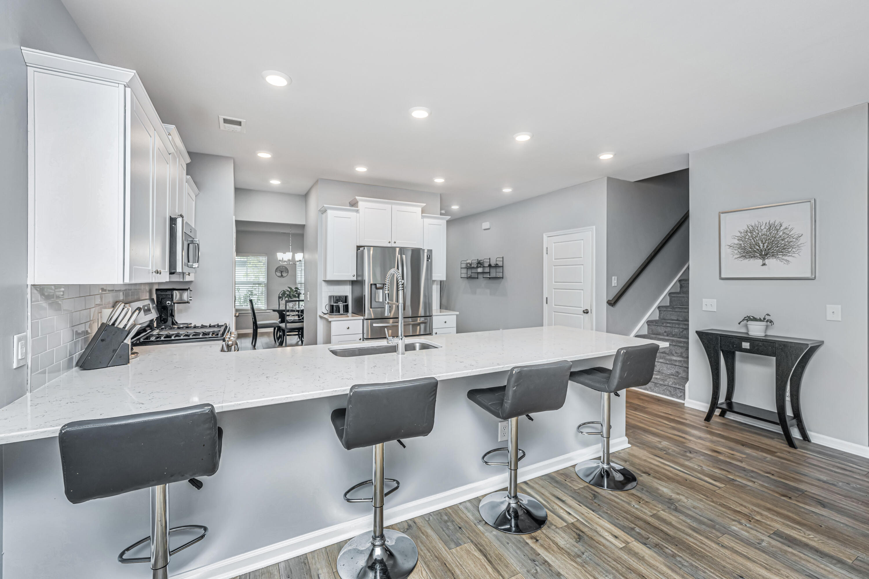 231 Narrowleaf Avenue