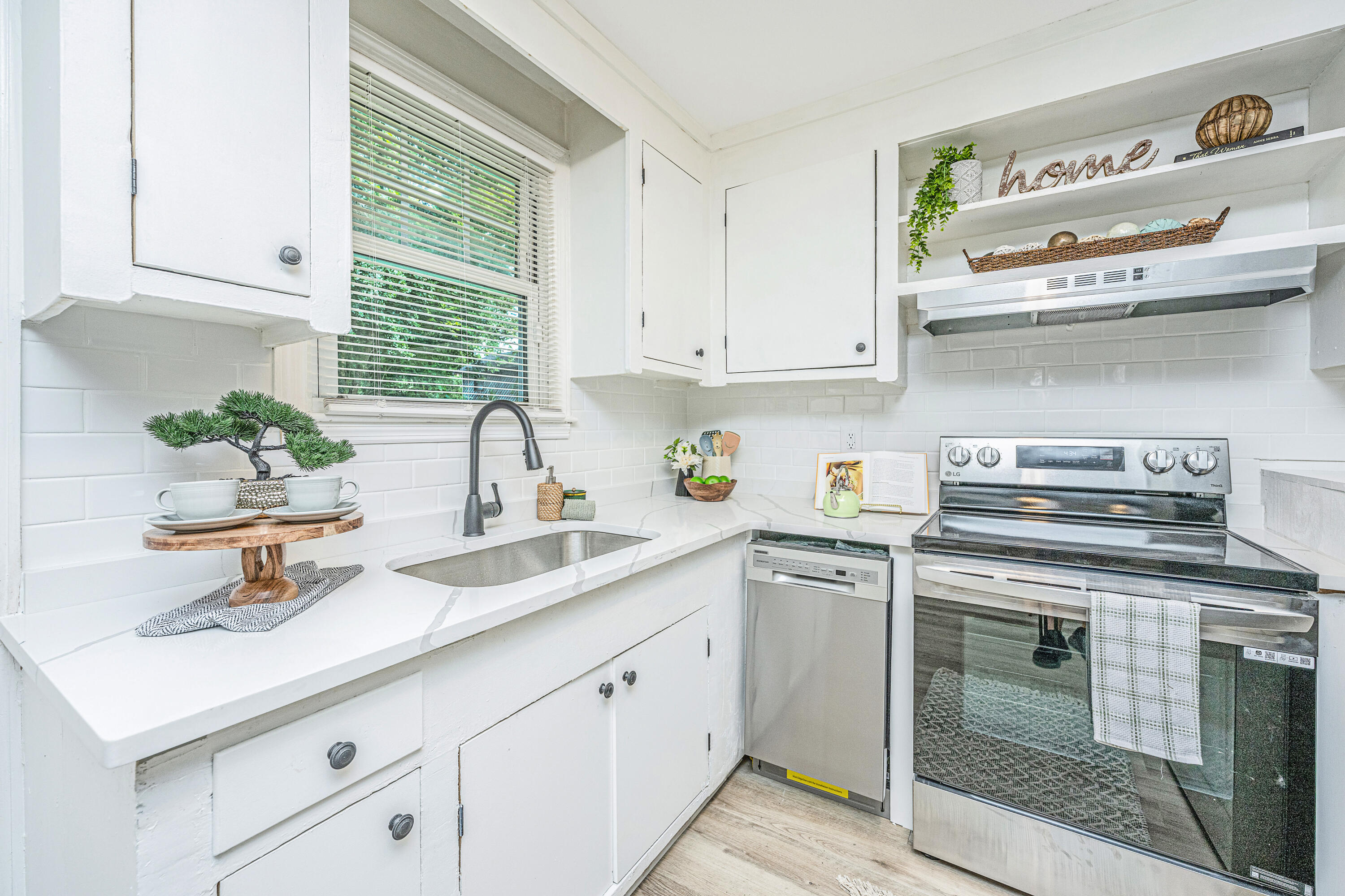 5056 Rockingham Street