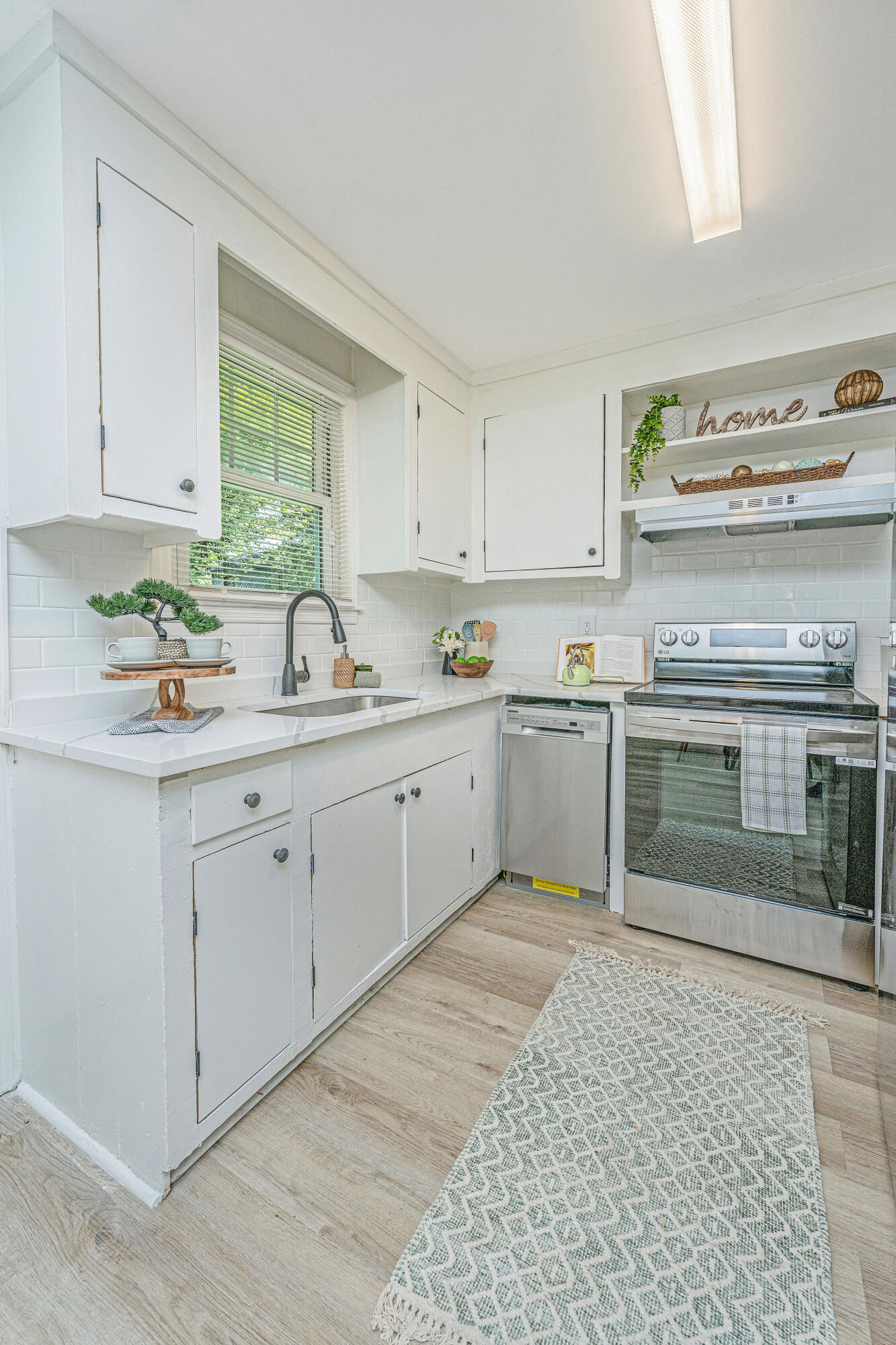 5056 Rockingham Street