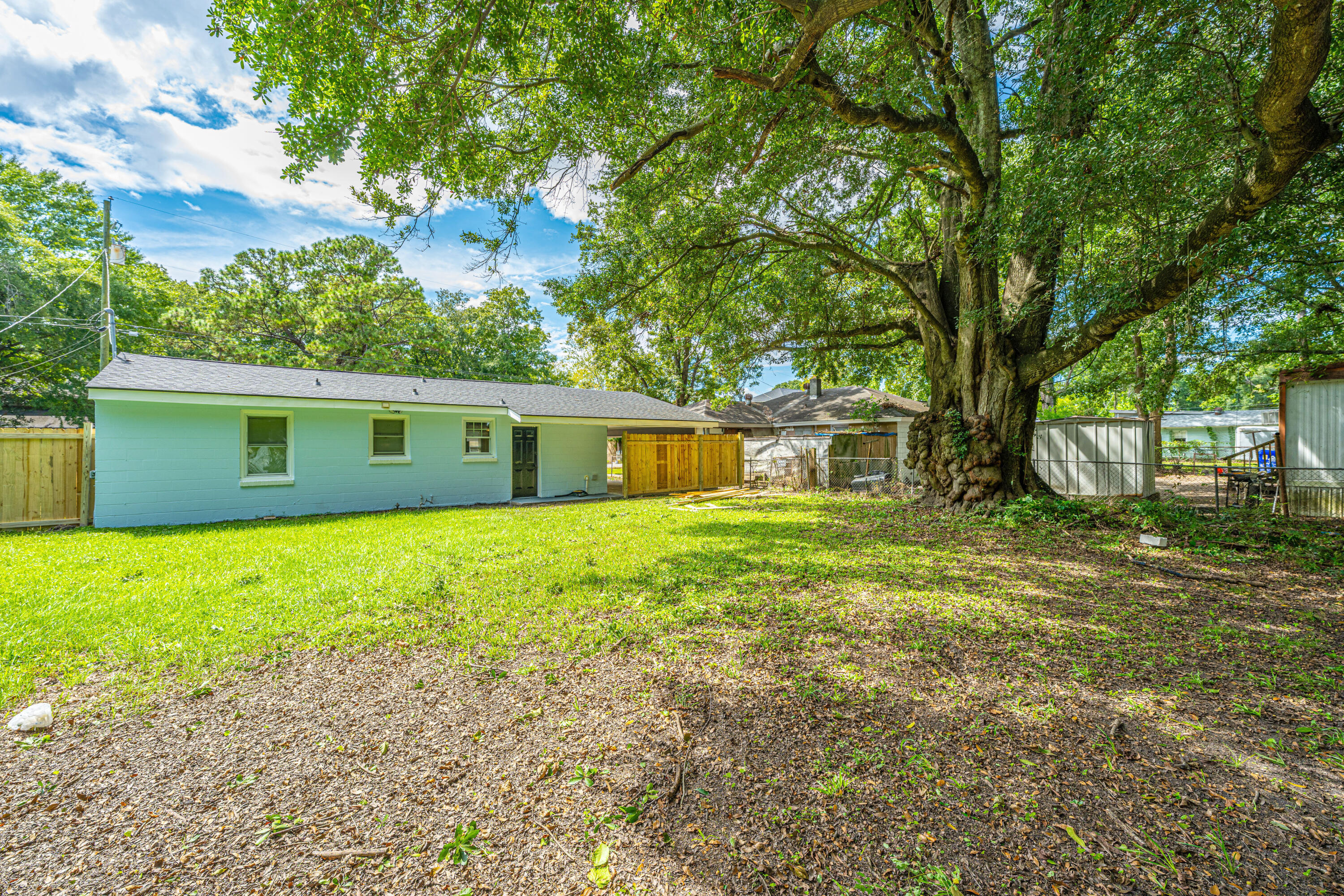 5056 Rockingham Street