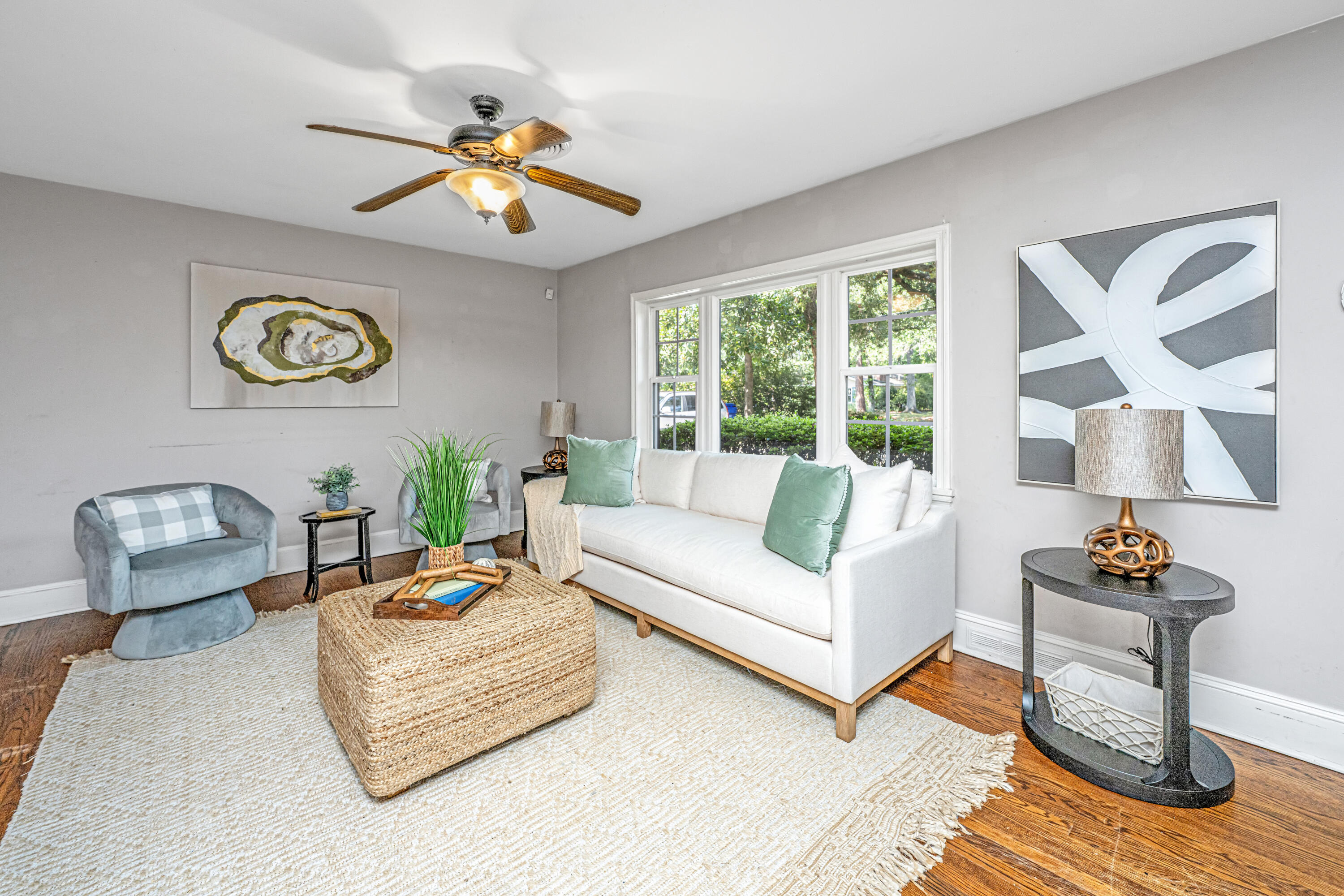 1323 S Sherwood Drive