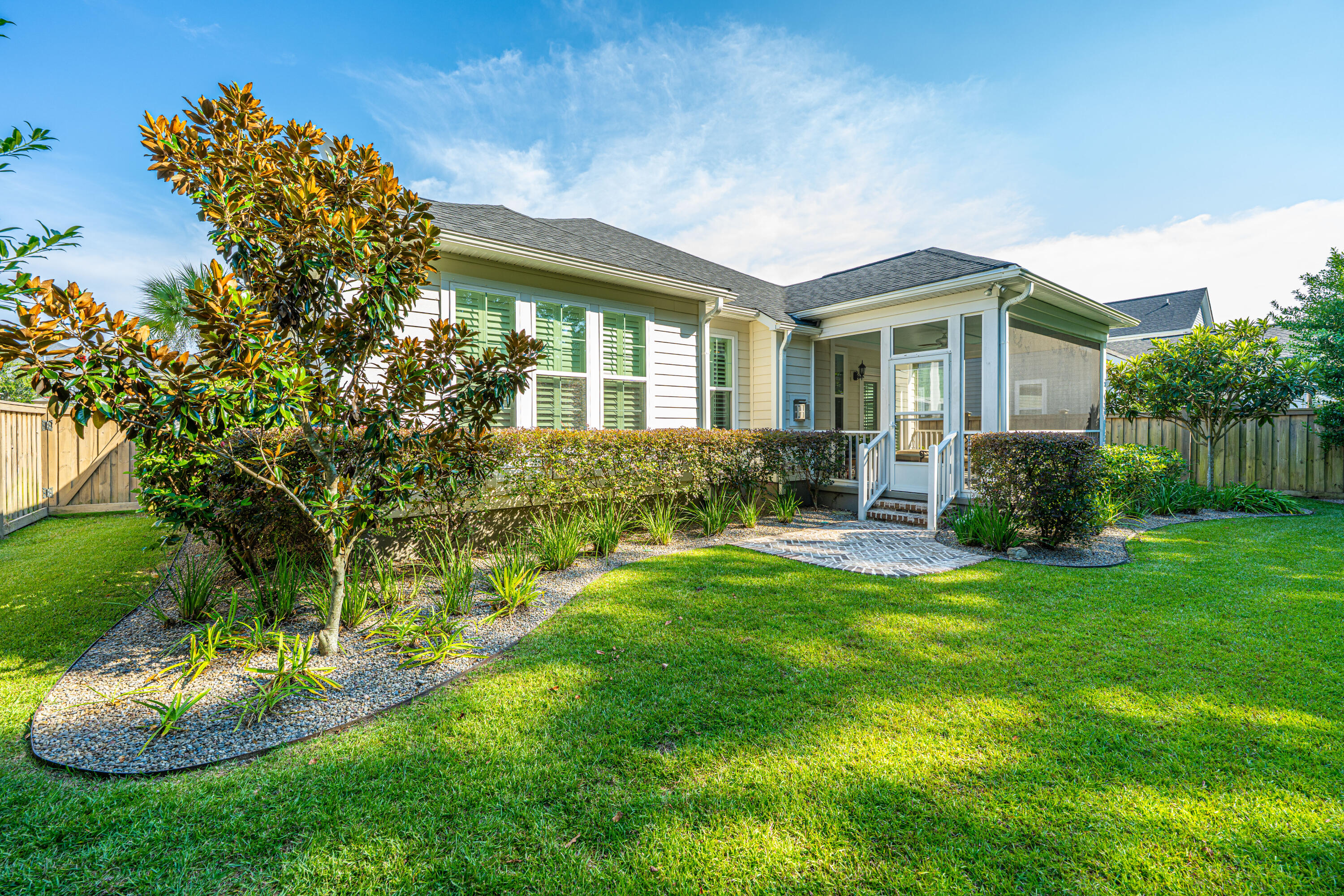 825 Shutes Folly Drive