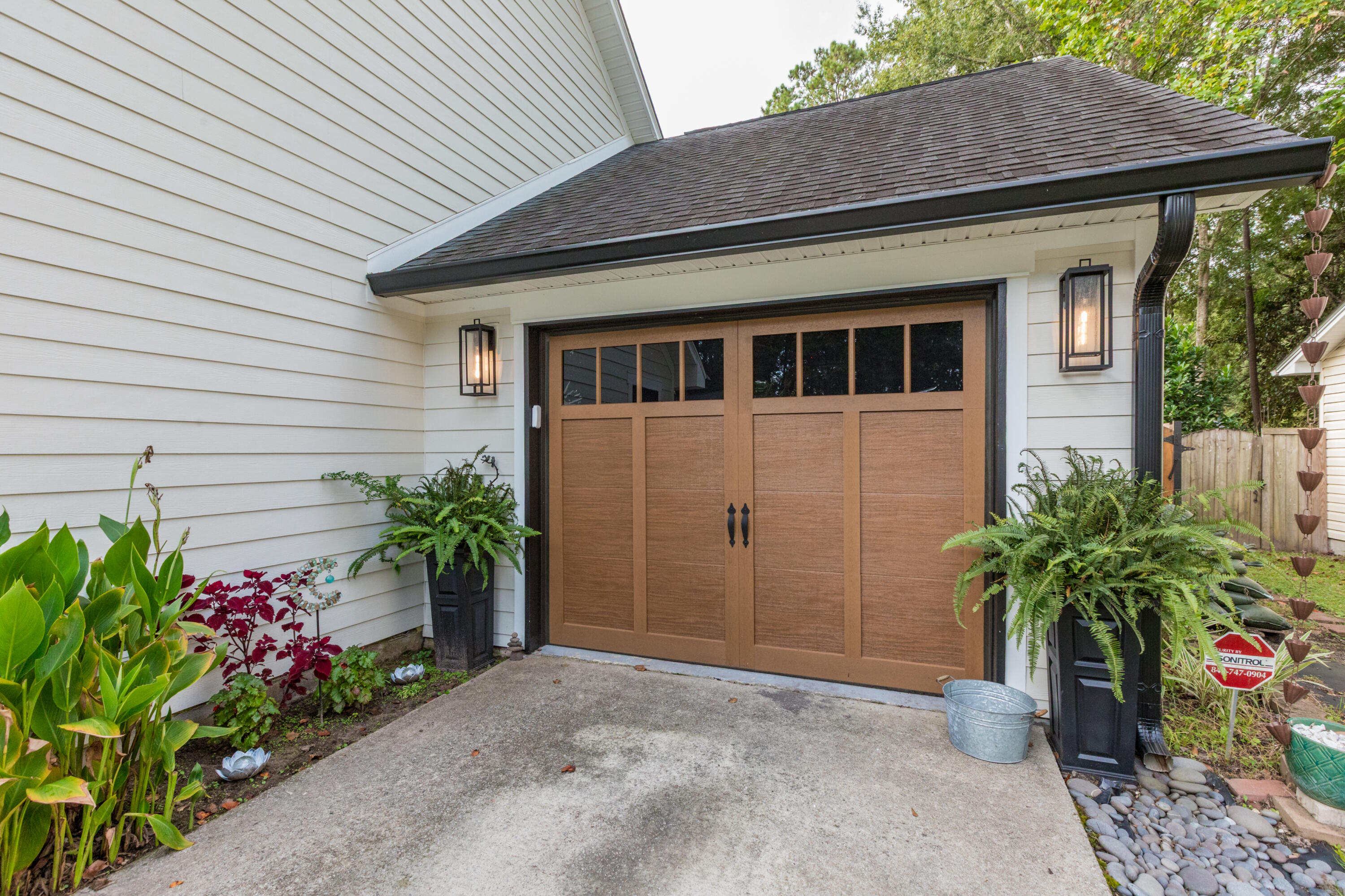 3543 Hunters Oak Lane