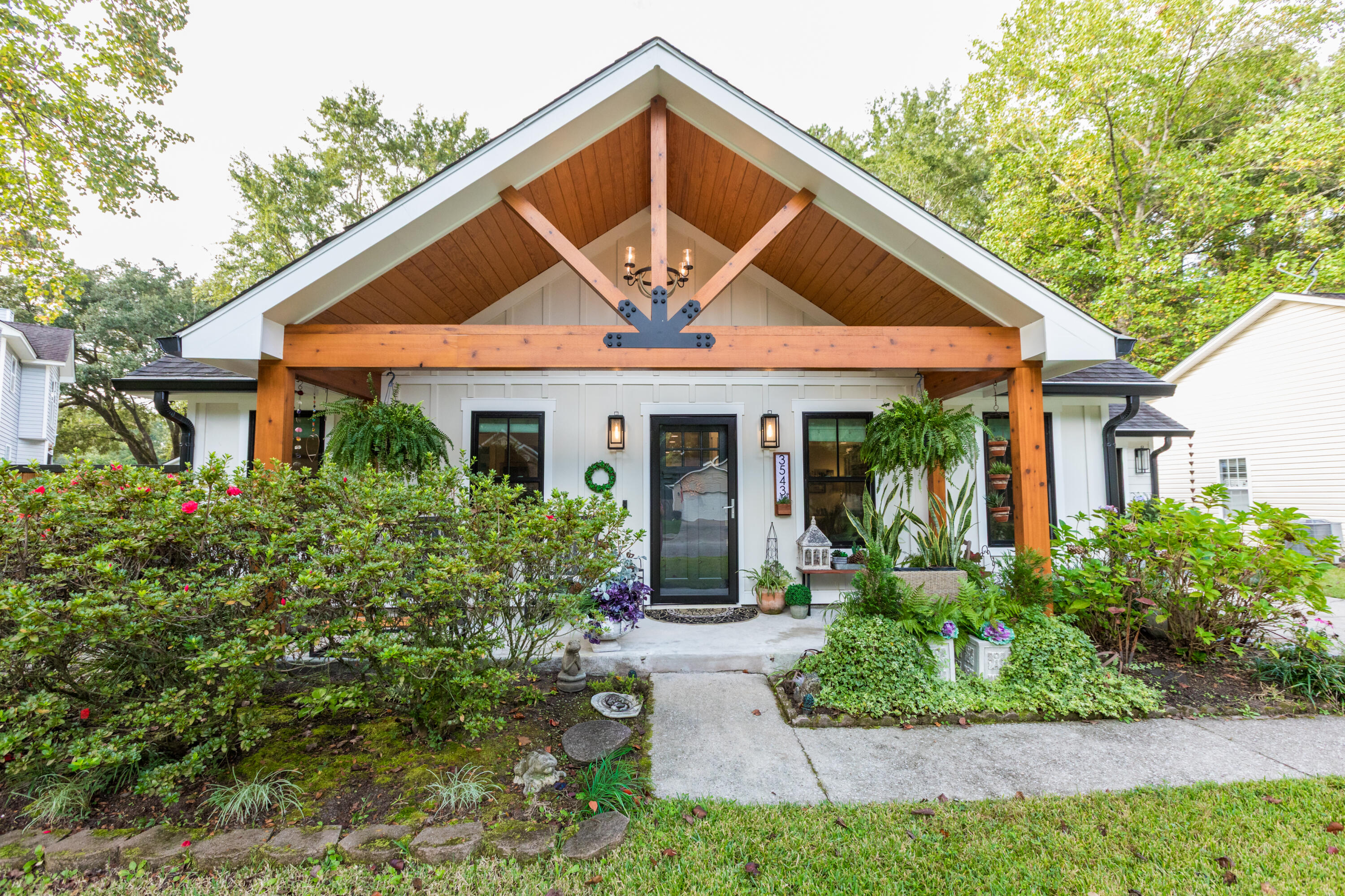 3543 Hunters Oak Lane