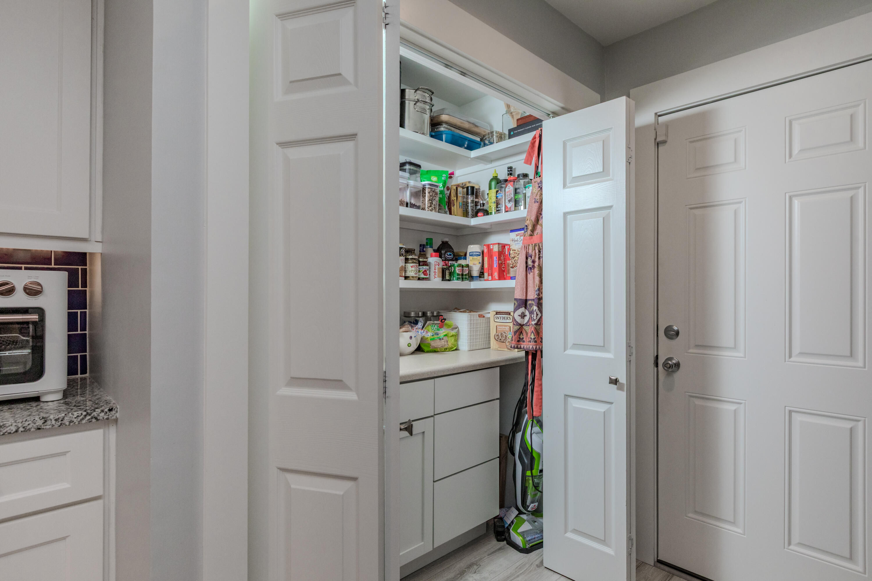 3543 Hunters Oak Lane