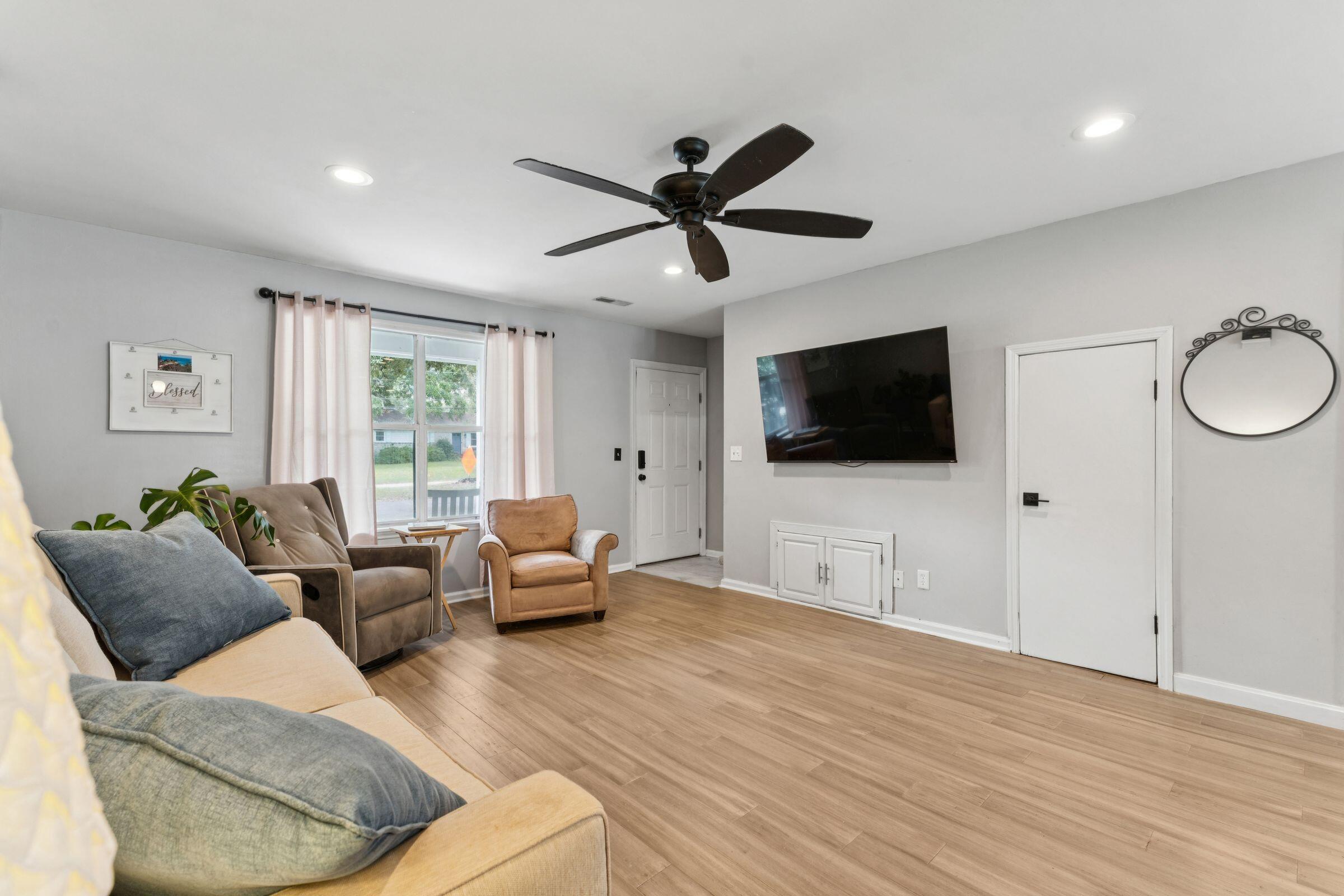 1192 Julian Clark Road