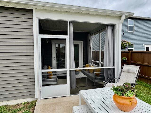 280 W Bradford Pointe Drive