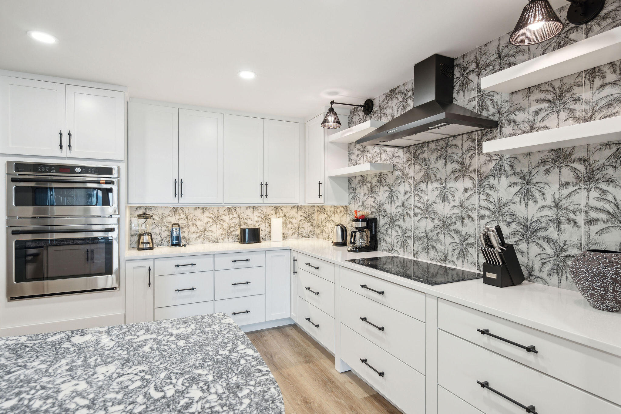 9002 Palmetto Boulevard # 516