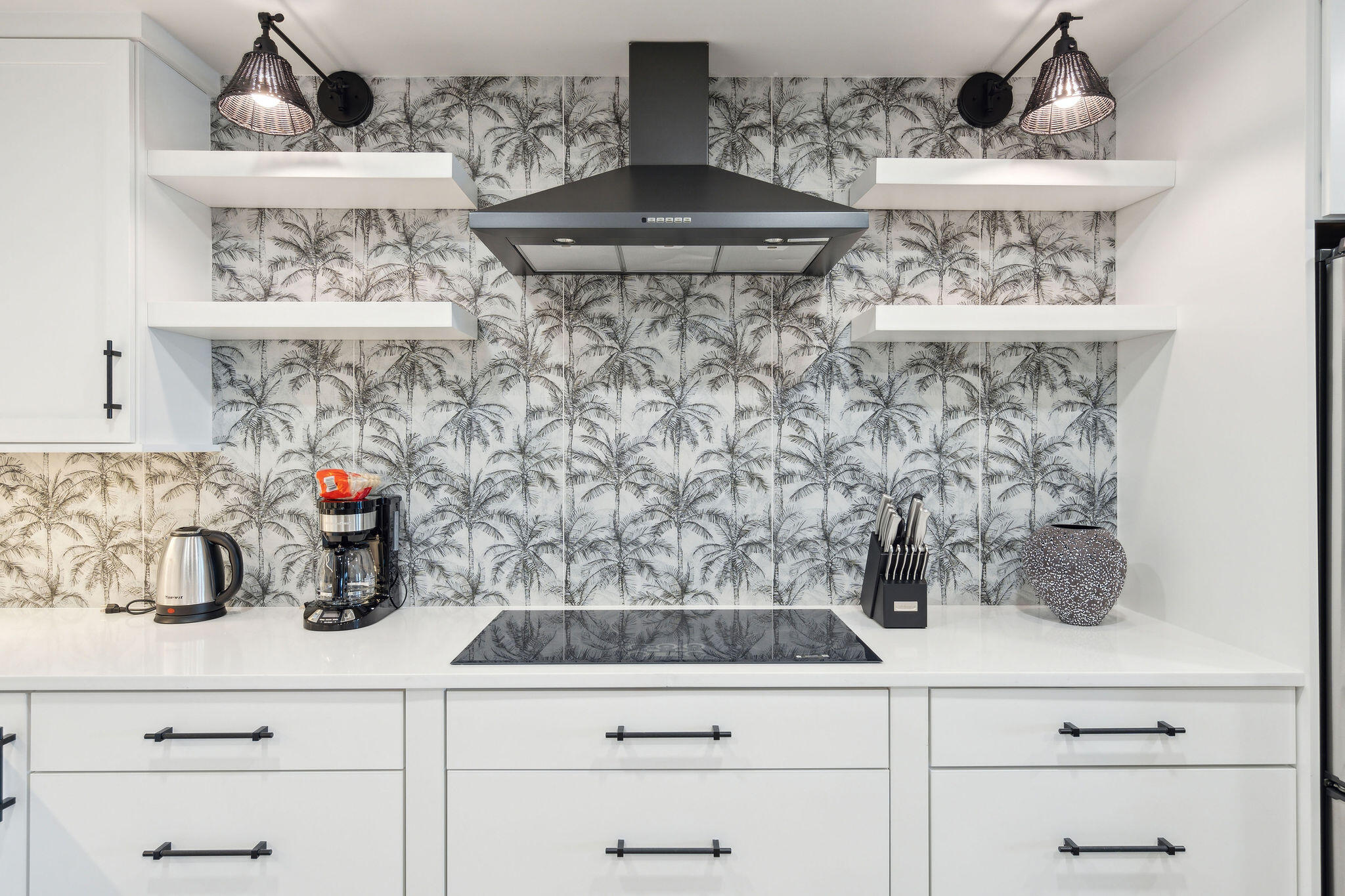 9002 Palmetto Boulevard # 516