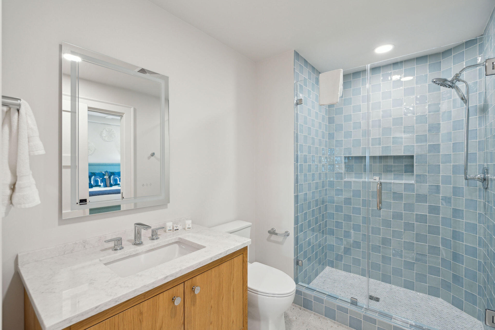 9002 Palmetto Boulevard # 516