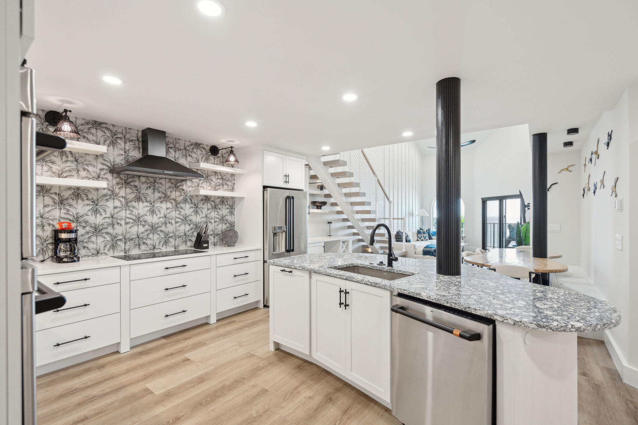 9002 Palmetto Boulevard # 516