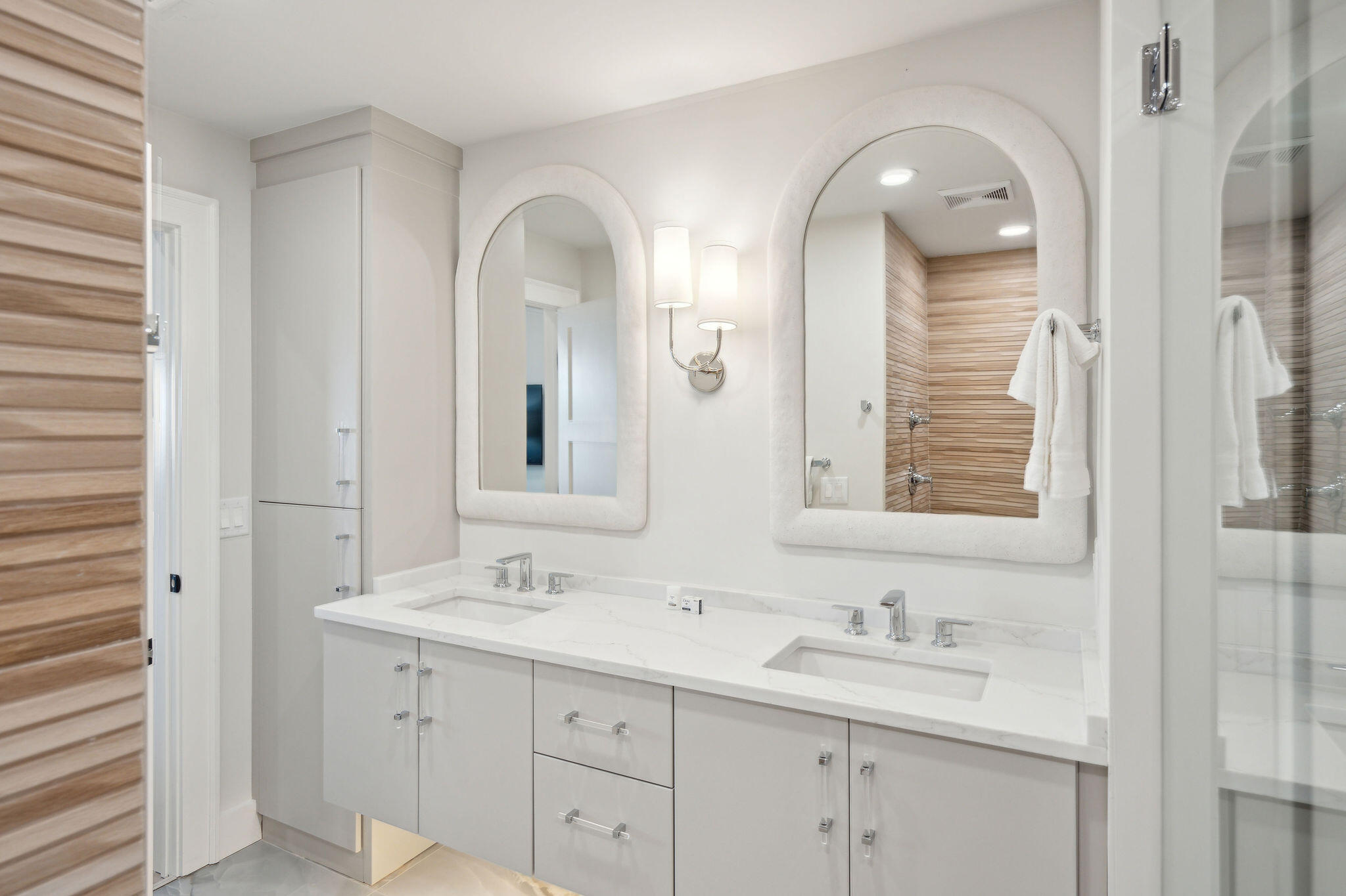 9002 Palmetto Boulevard # 516