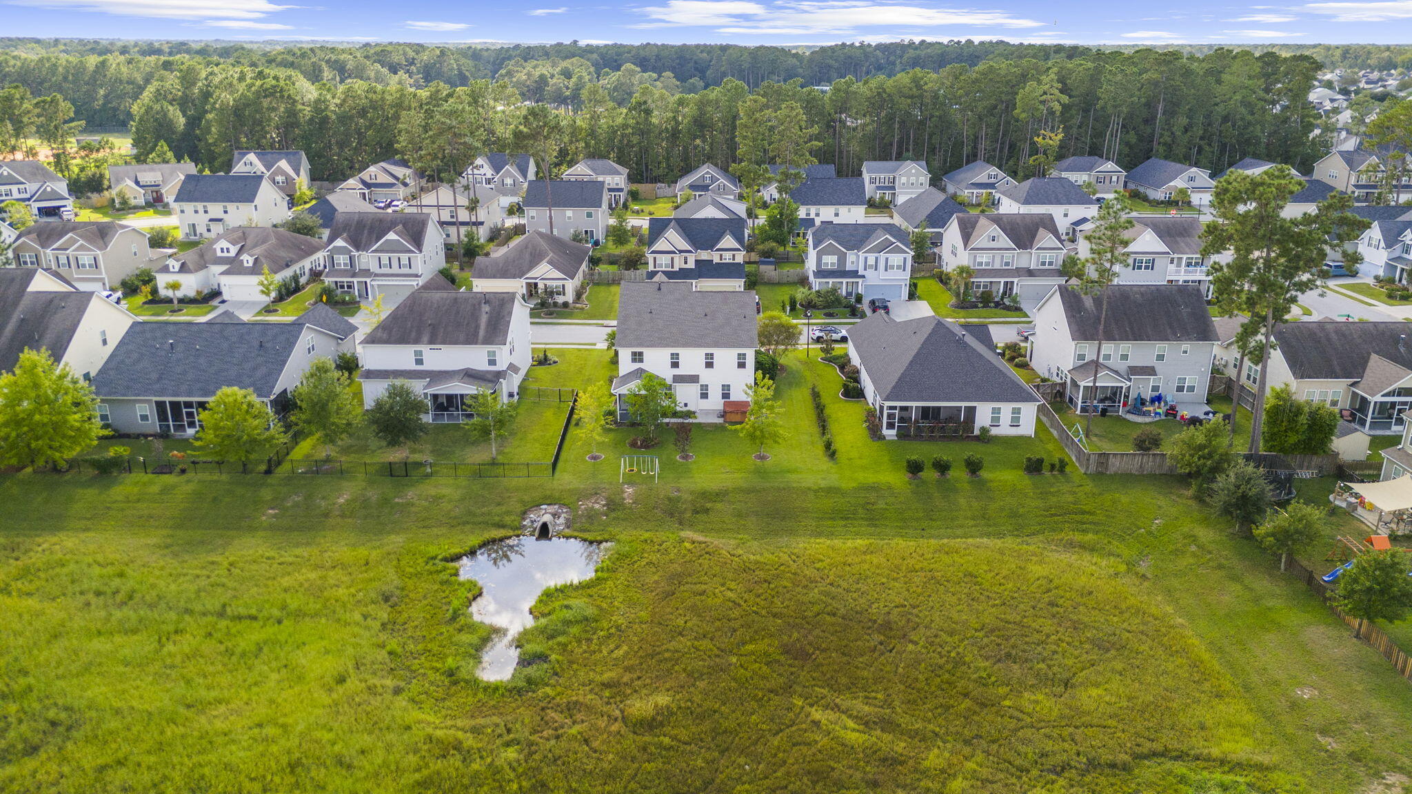 2512 Hummingbird Lane