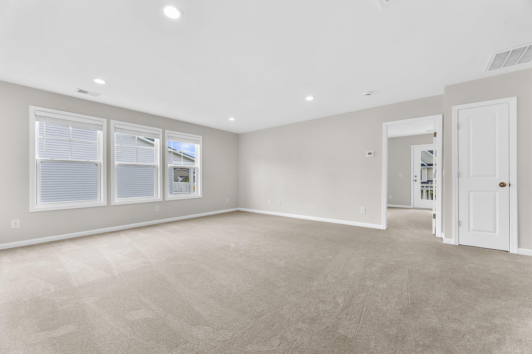 2512 Hummingbird Lane