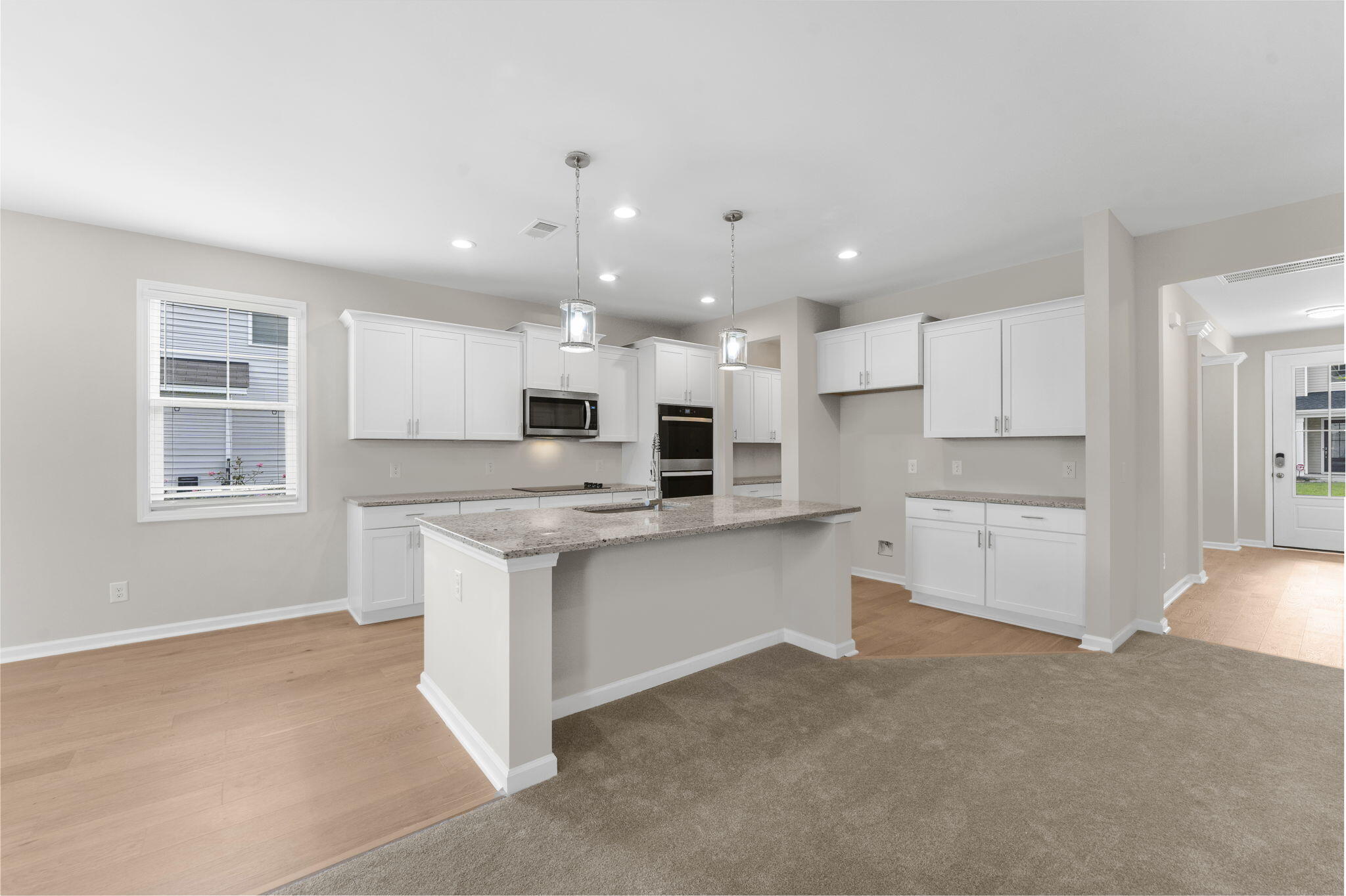 2512 Hummingbird Lane