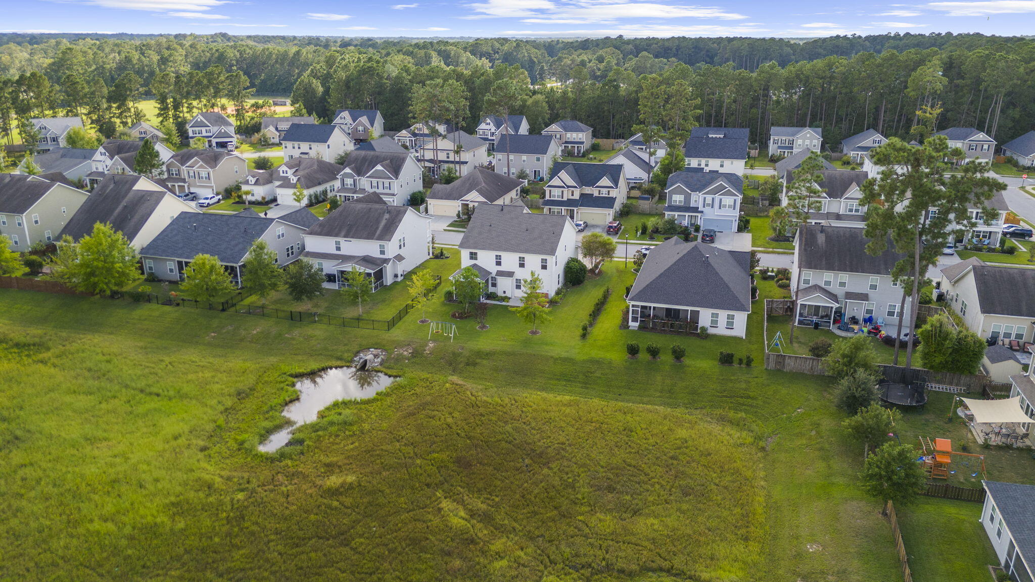 2512 Hummingbird Lane