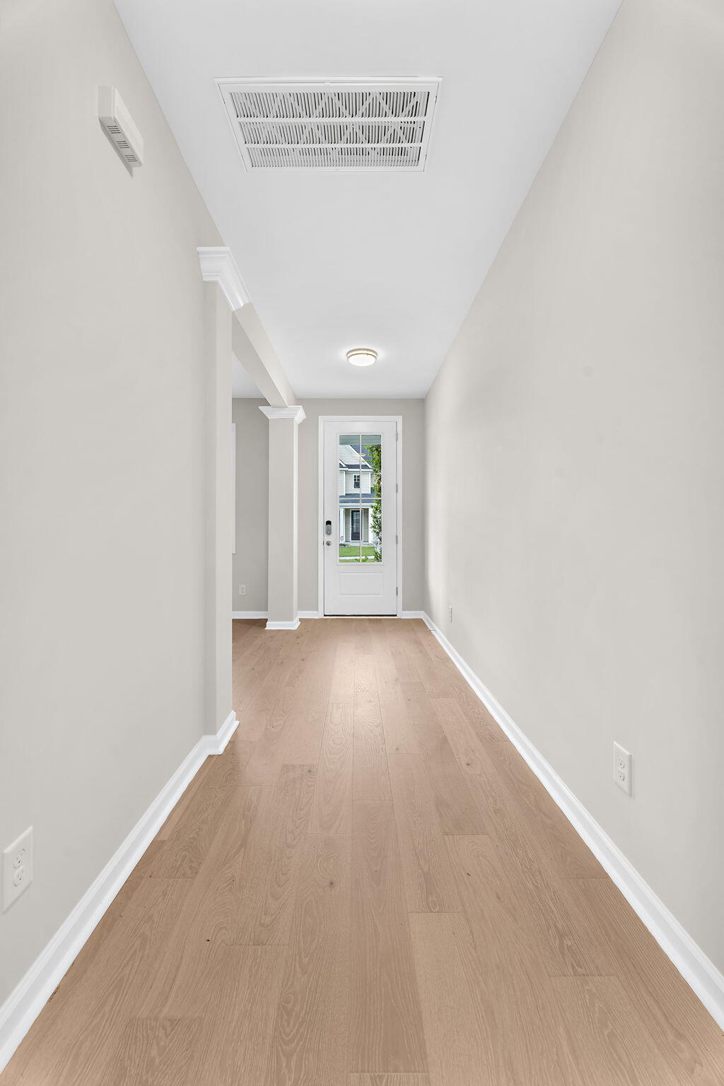 2512 Hummingbird Lane