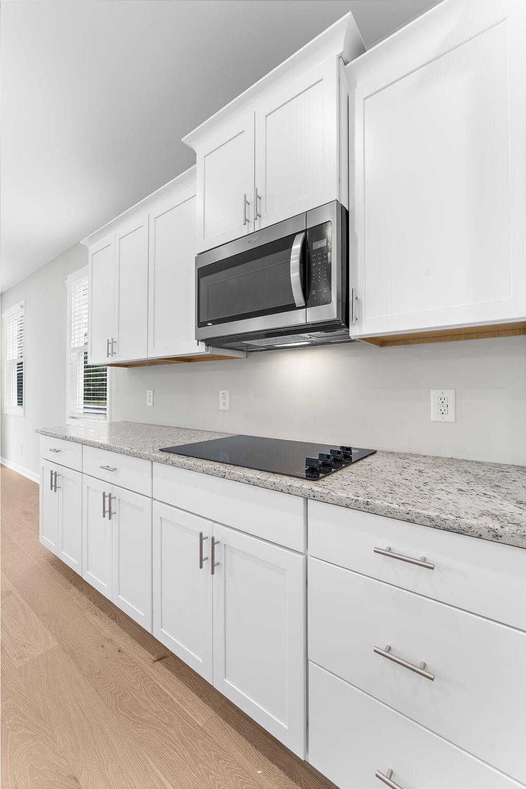 2512 Hummingbird Lane