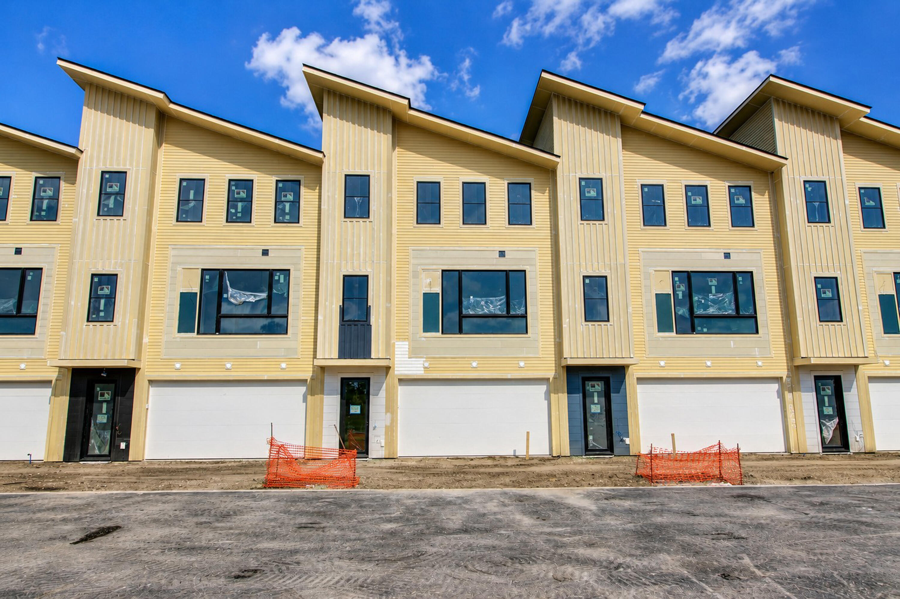 830 Curved Creek Court