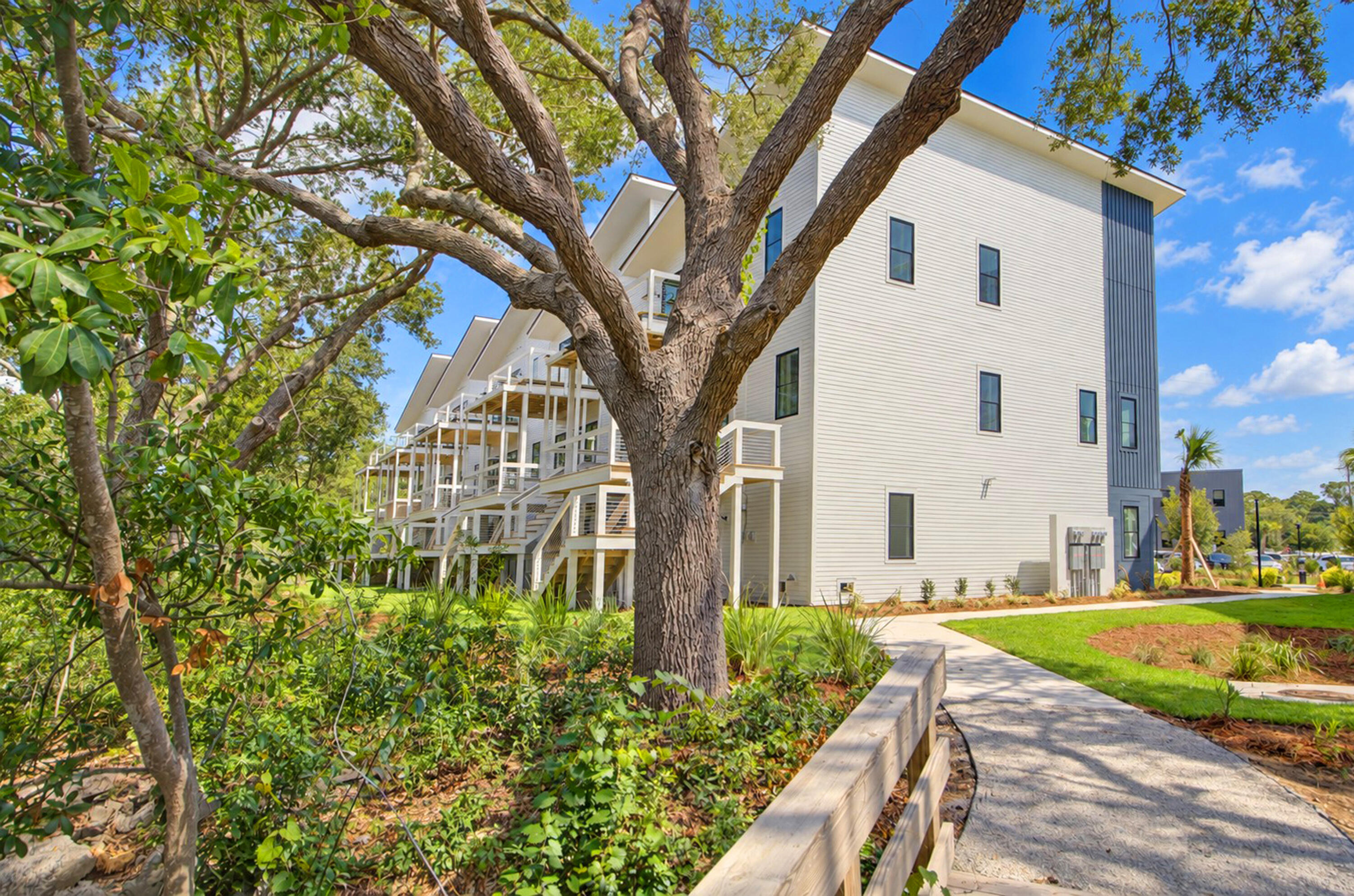 830 Curved Creek Court