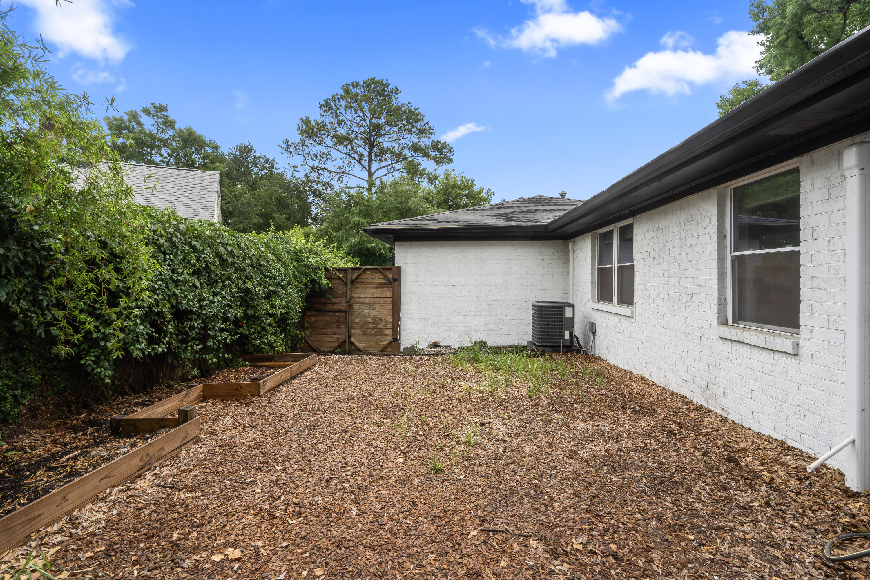 4619 Jenkins Avenue # 4 Unit: 1-4