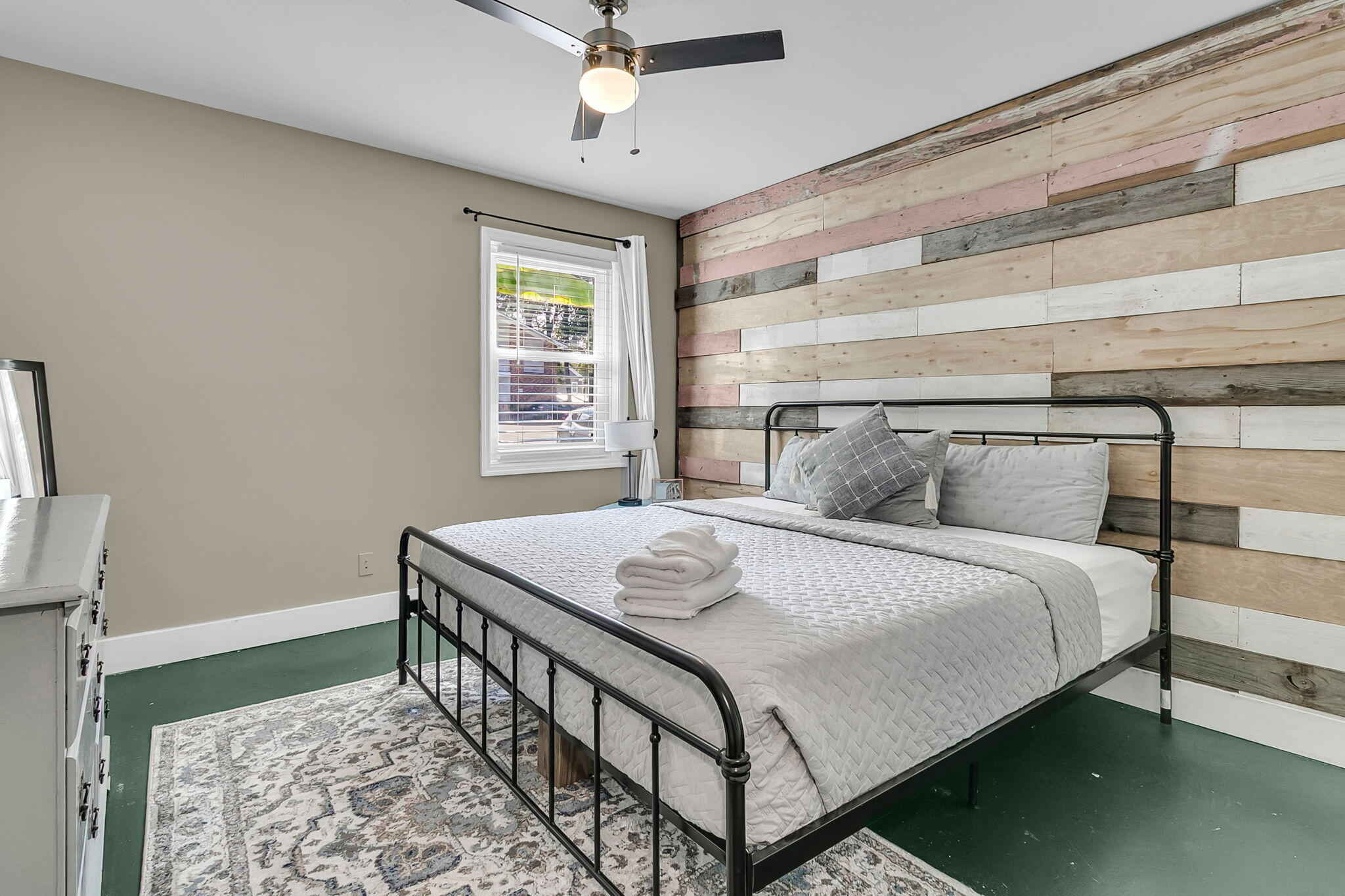 4619 Jenkins Avenue # 4 Unit: 1-4