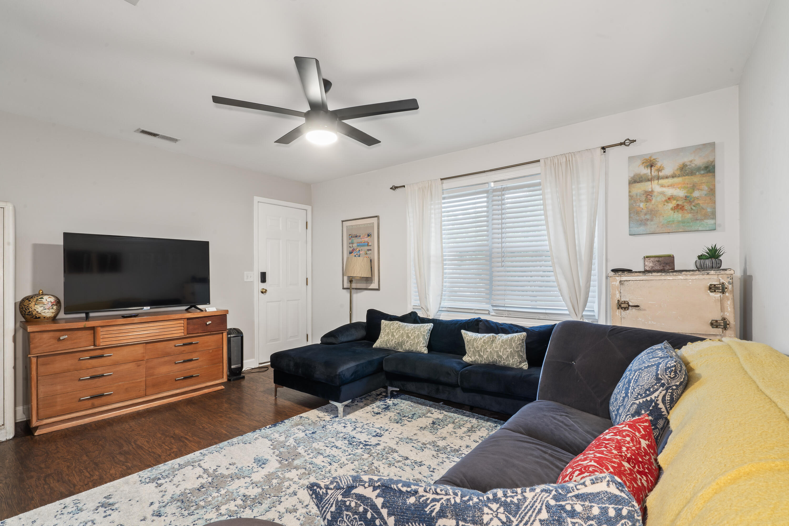 4619 Jenkins Avenue # 4 Unit: 1-4